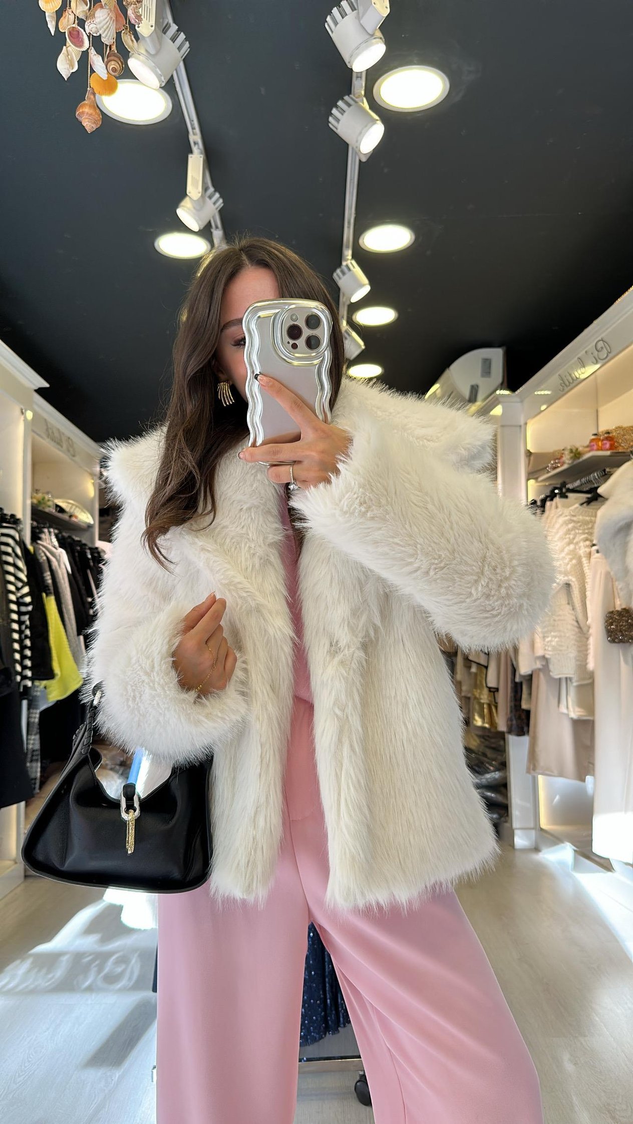 Ekru Marka Model Kürk 