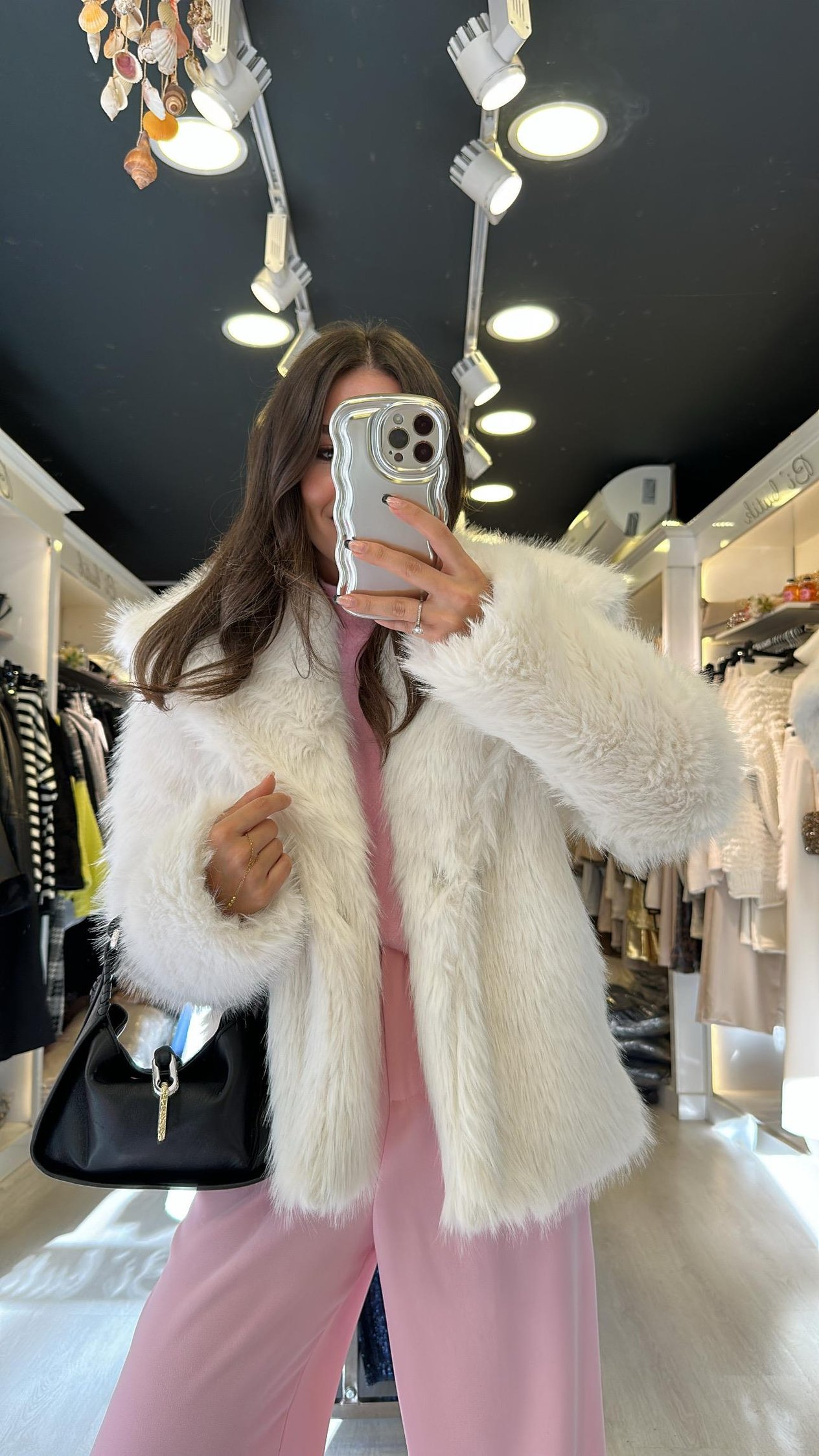 Ekru Marka Model Kürk 