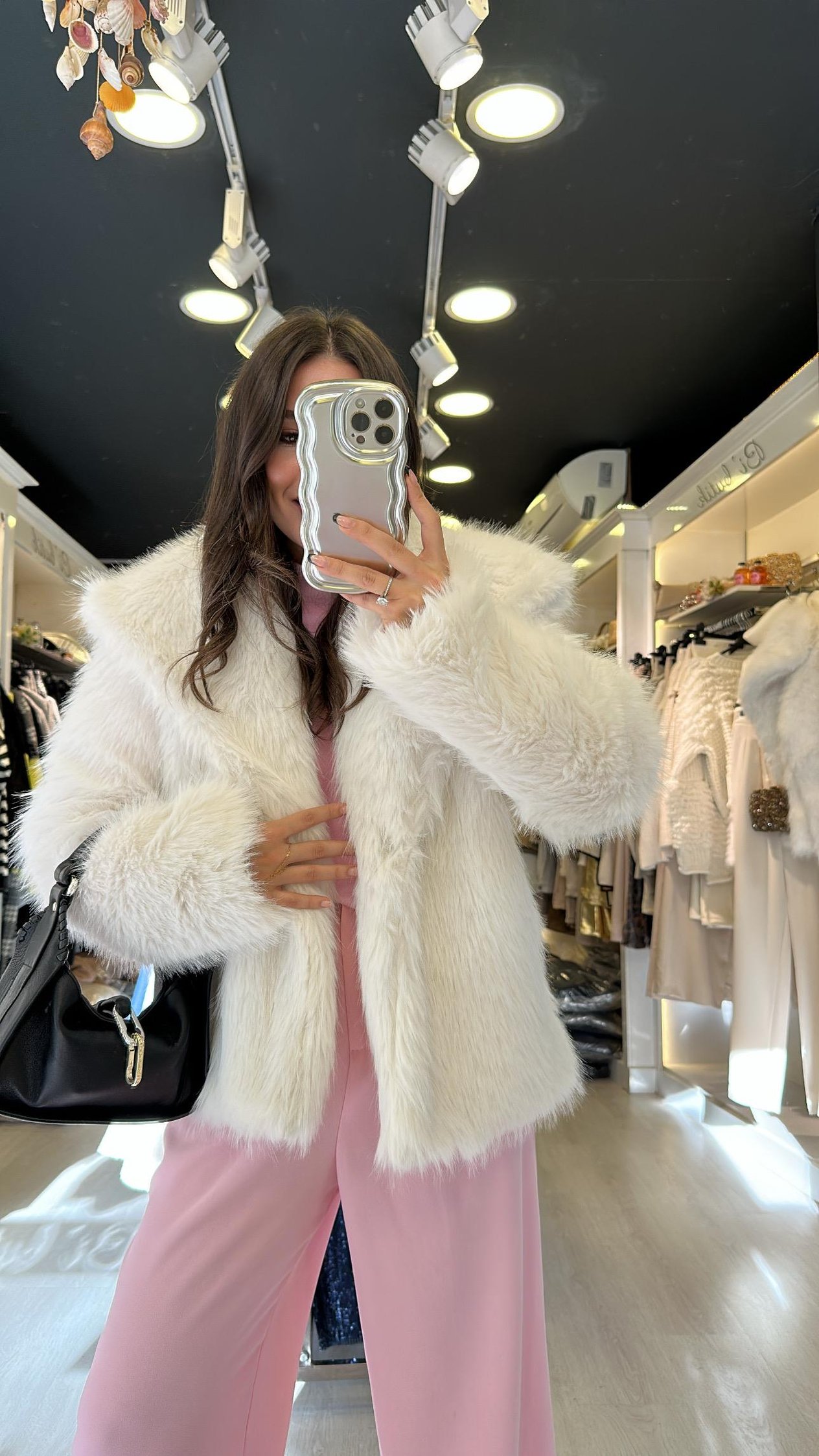 Ekru Marka Model Kürk 