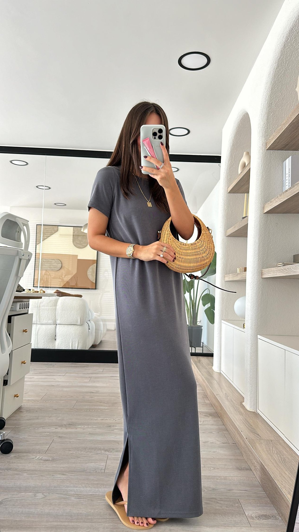 Füme Yan Yırtmaçlı Marka Model Elbise