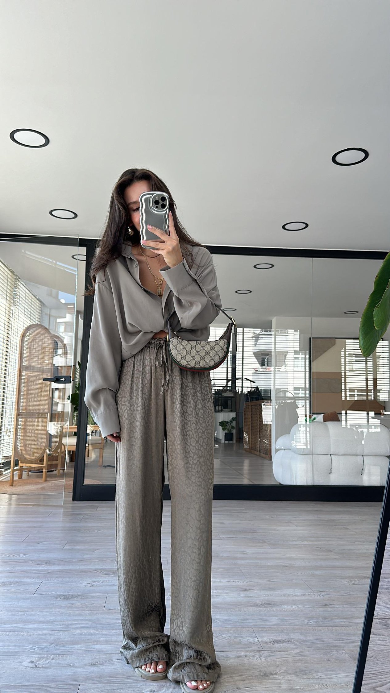 Haki Leopar Desenli Jakarlı Bol Paça Pantolon