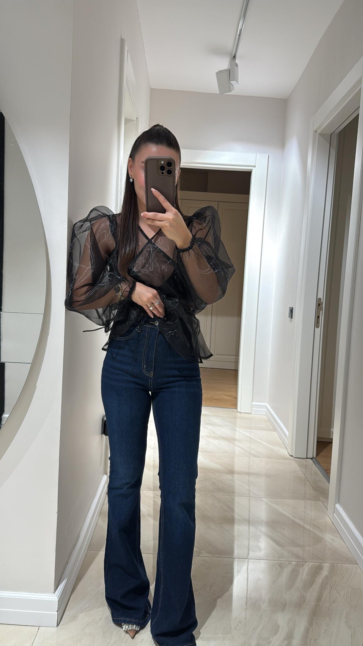 Koyu Lacivert Taşlamalı İspanyol Paça Marka Model Jean 