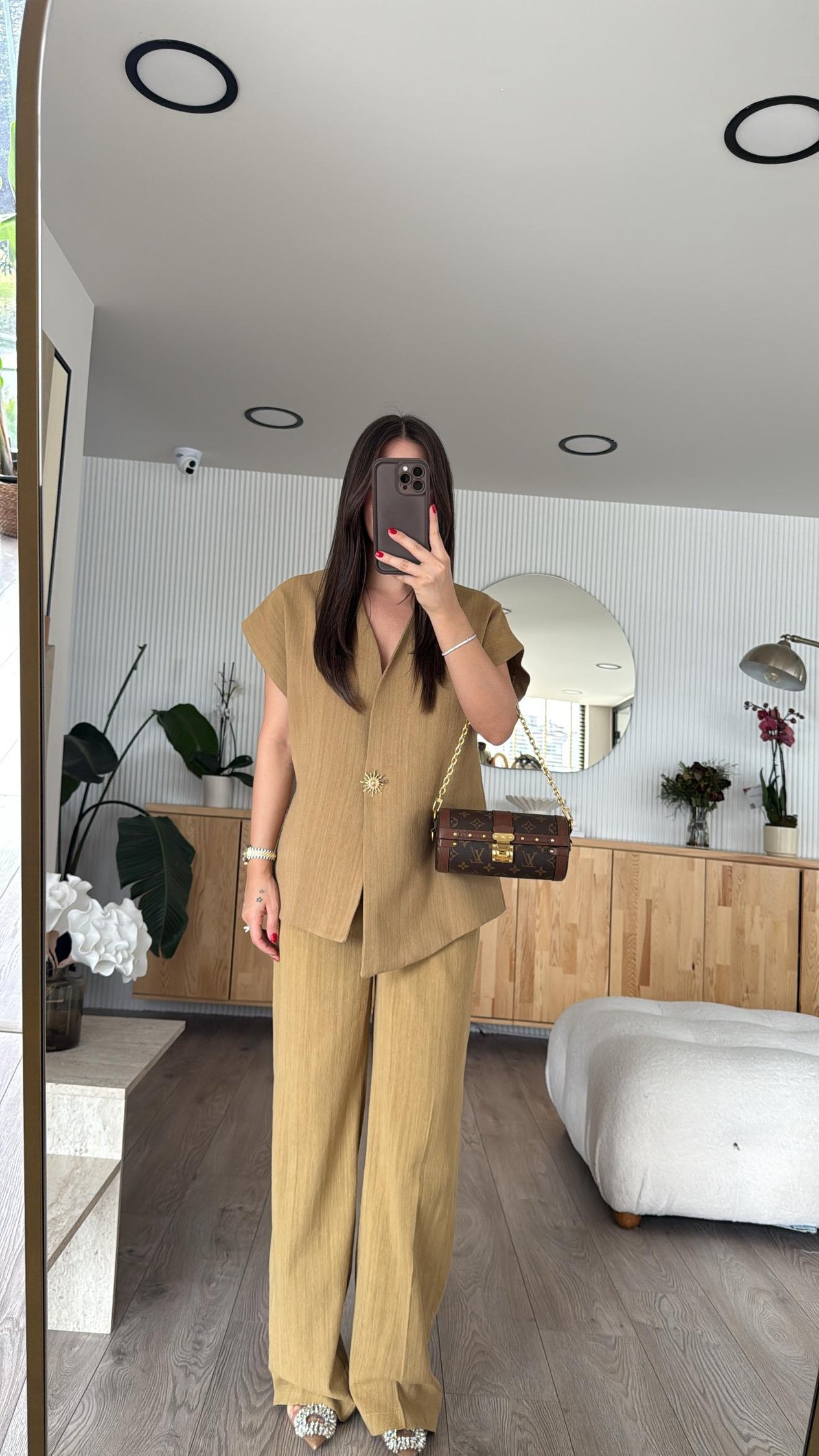 Olive Gold Düğme Detaylı Takım