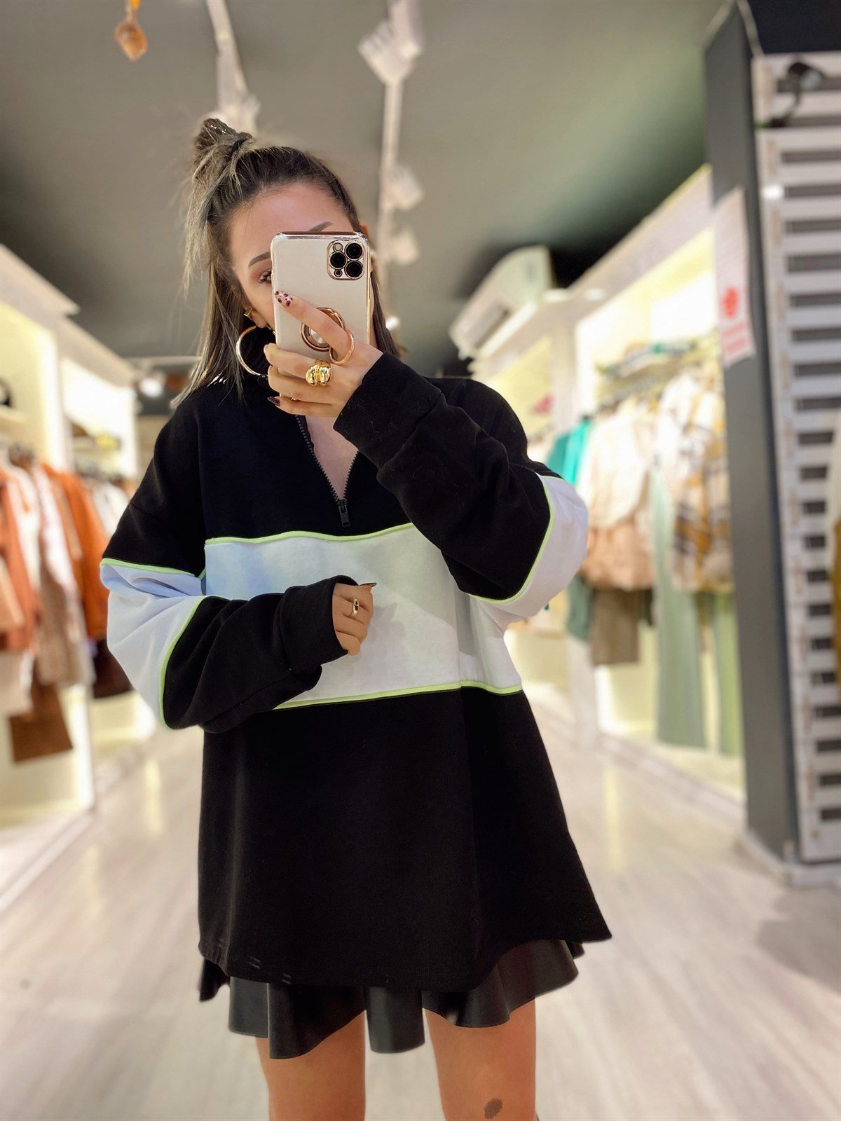 Siyah Neon Geçişli Fermuarlı Sweat 
