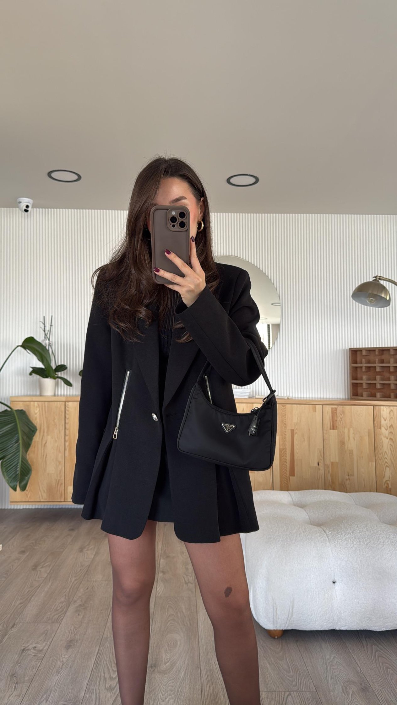 Siyah Renk Ön Fermuarlı Pile Detaylı Blazer Ceket