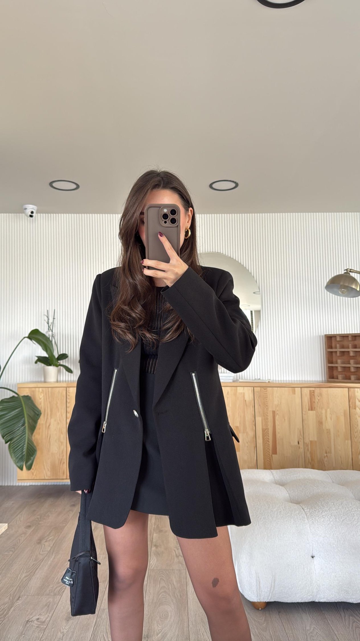 Siyah Renk Ön Fermuarlı Pile Detaylı Blazer Ceket