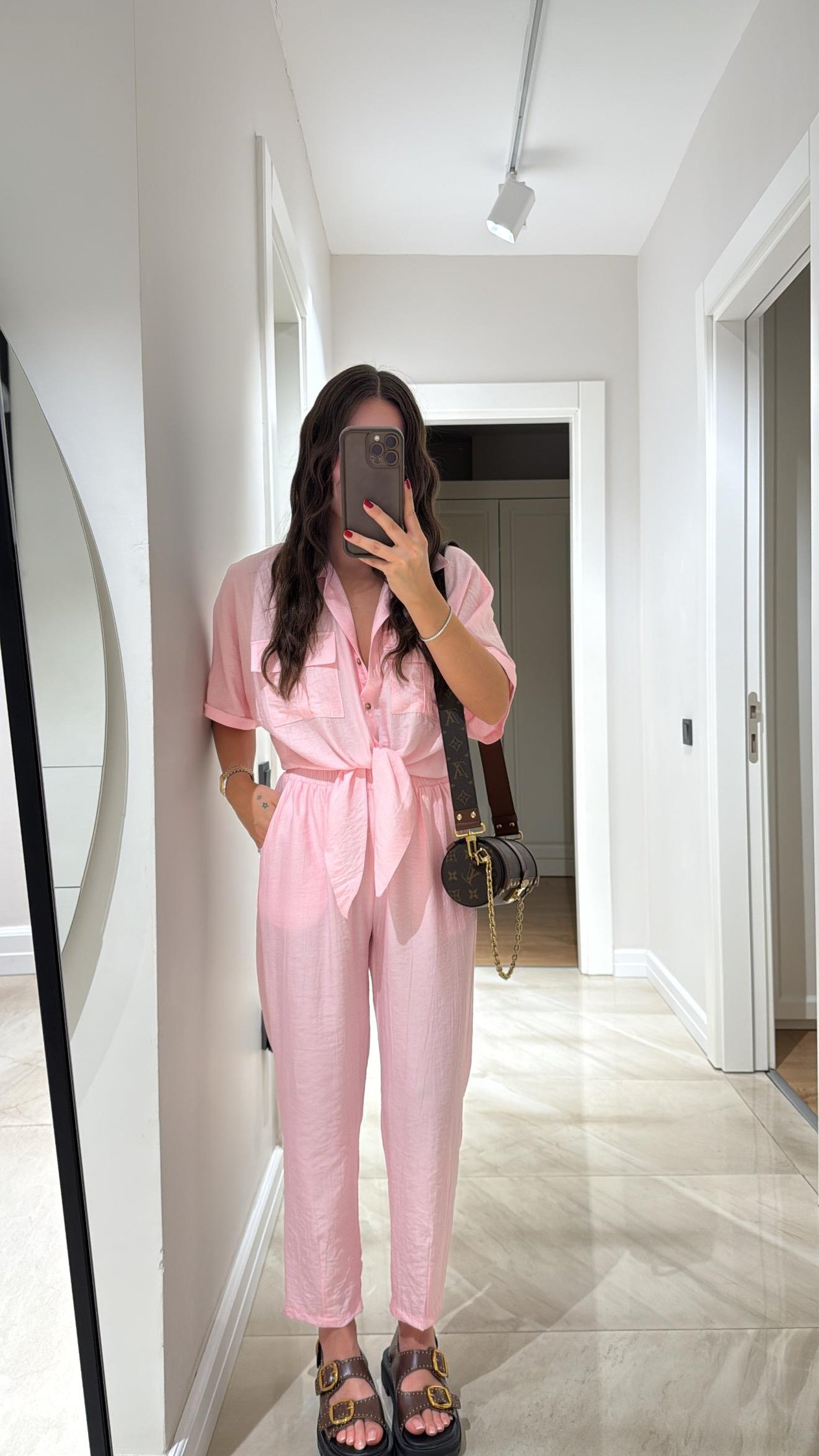 Toz Pembe Bağlama Detaylı Crop Gömlek 