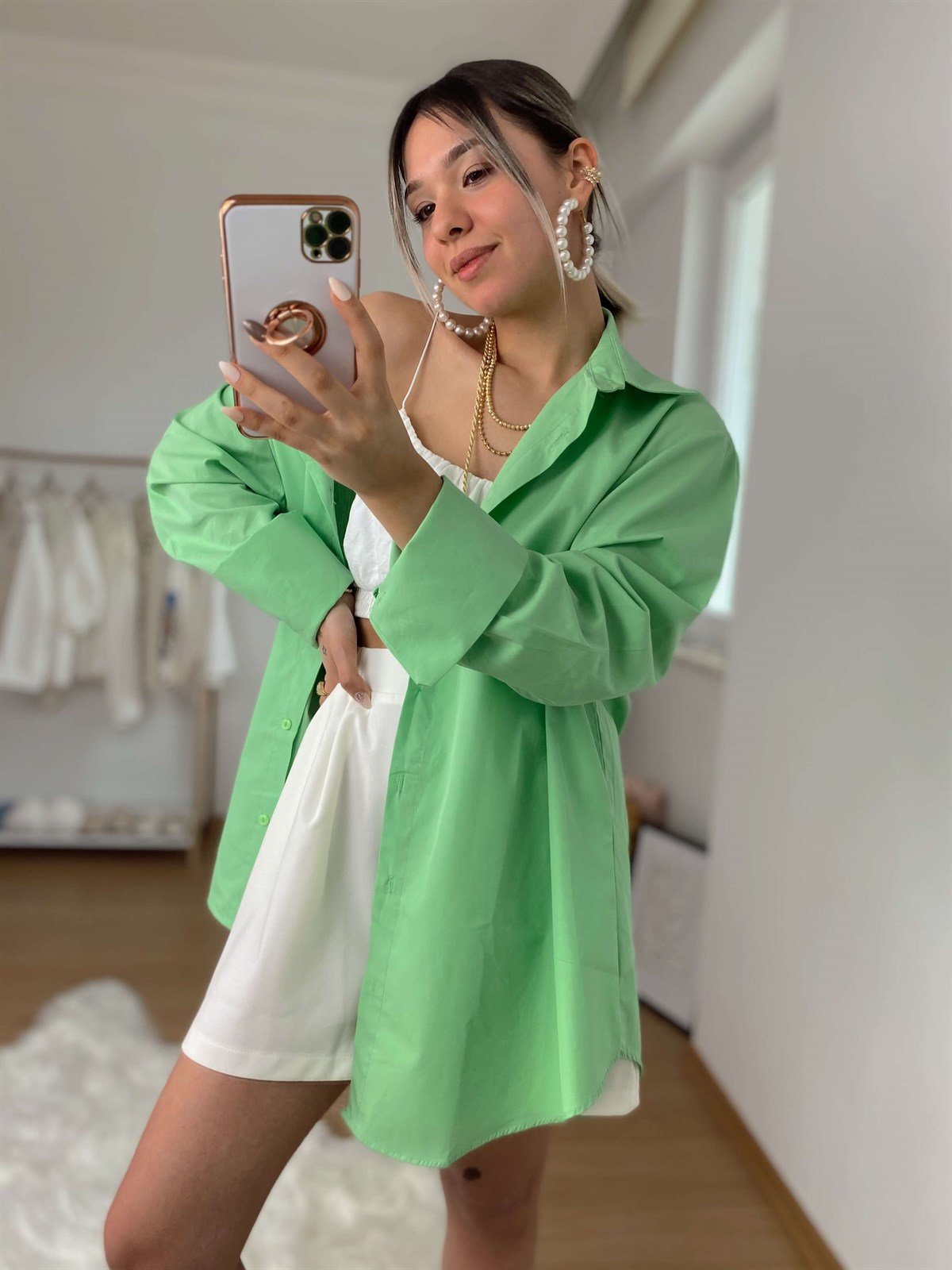 Yesil Gömlek
