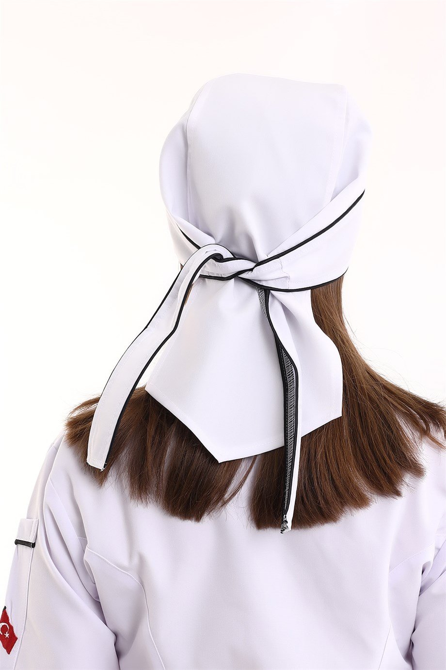 Beyaz Üzerine Siyah Biye Kuyruklu Aşçı Bone - Unisex
