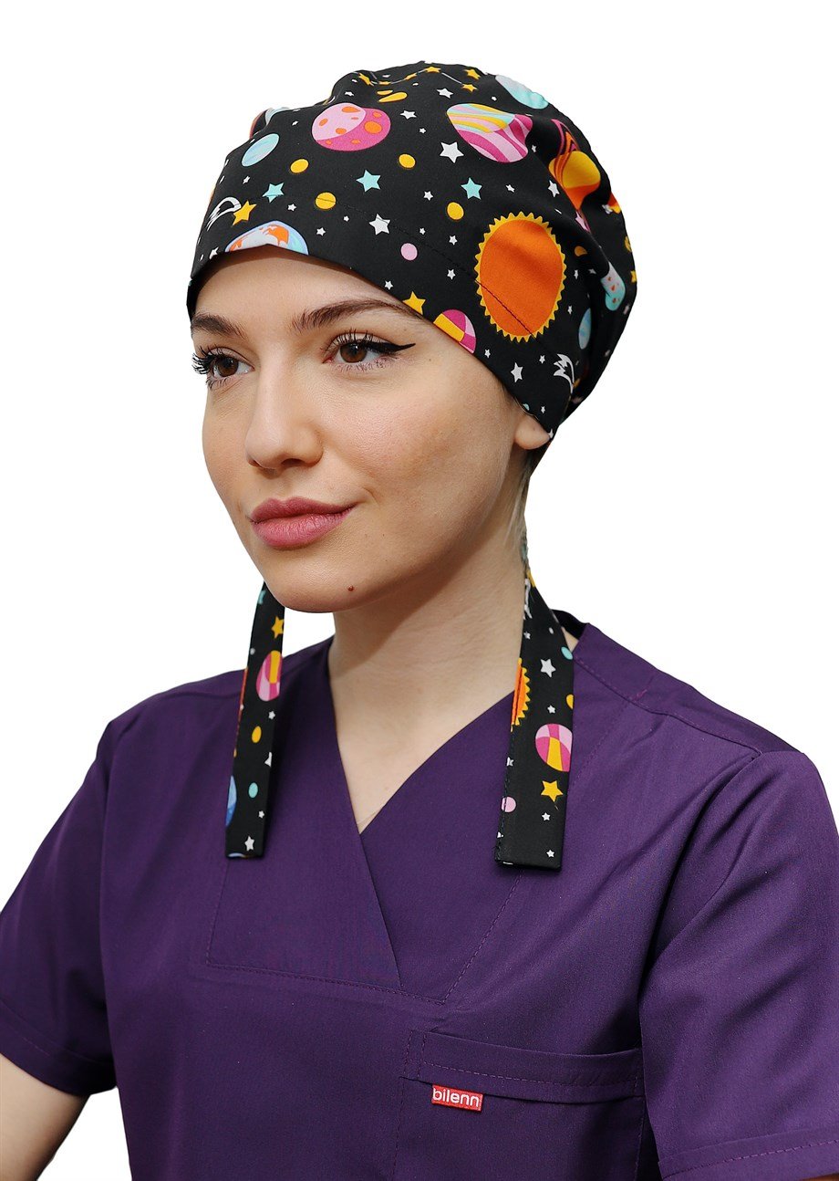 Gezegenler Desenli Tesettür Cerrahi Bone​​​​​​​ - Tesettür Doktor Hemşire Bonesi