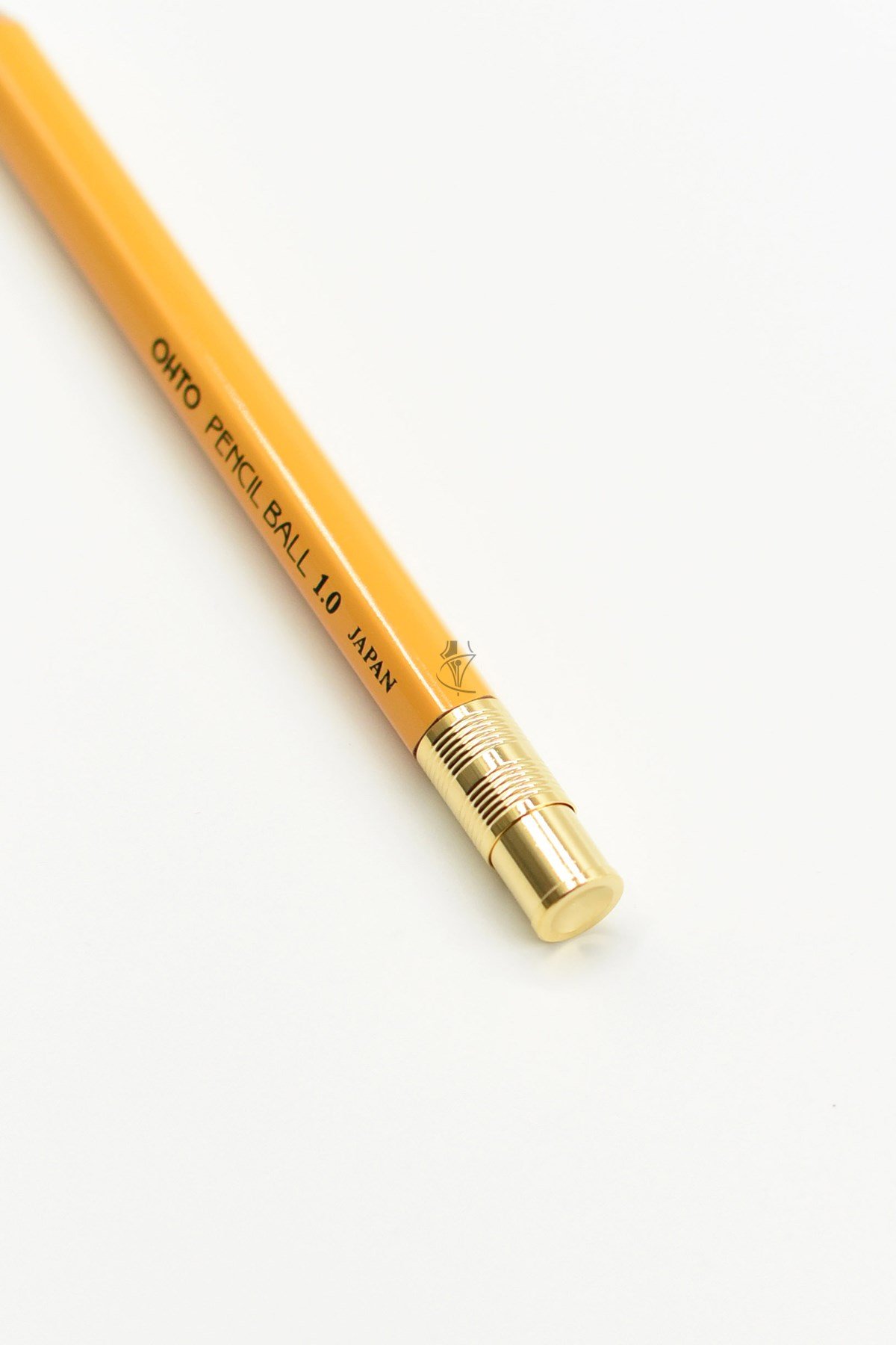 Ohto Pencil Ball 1.0 Wooden Serisi BP-680E-YL Sarı Tükenmez Kalem
