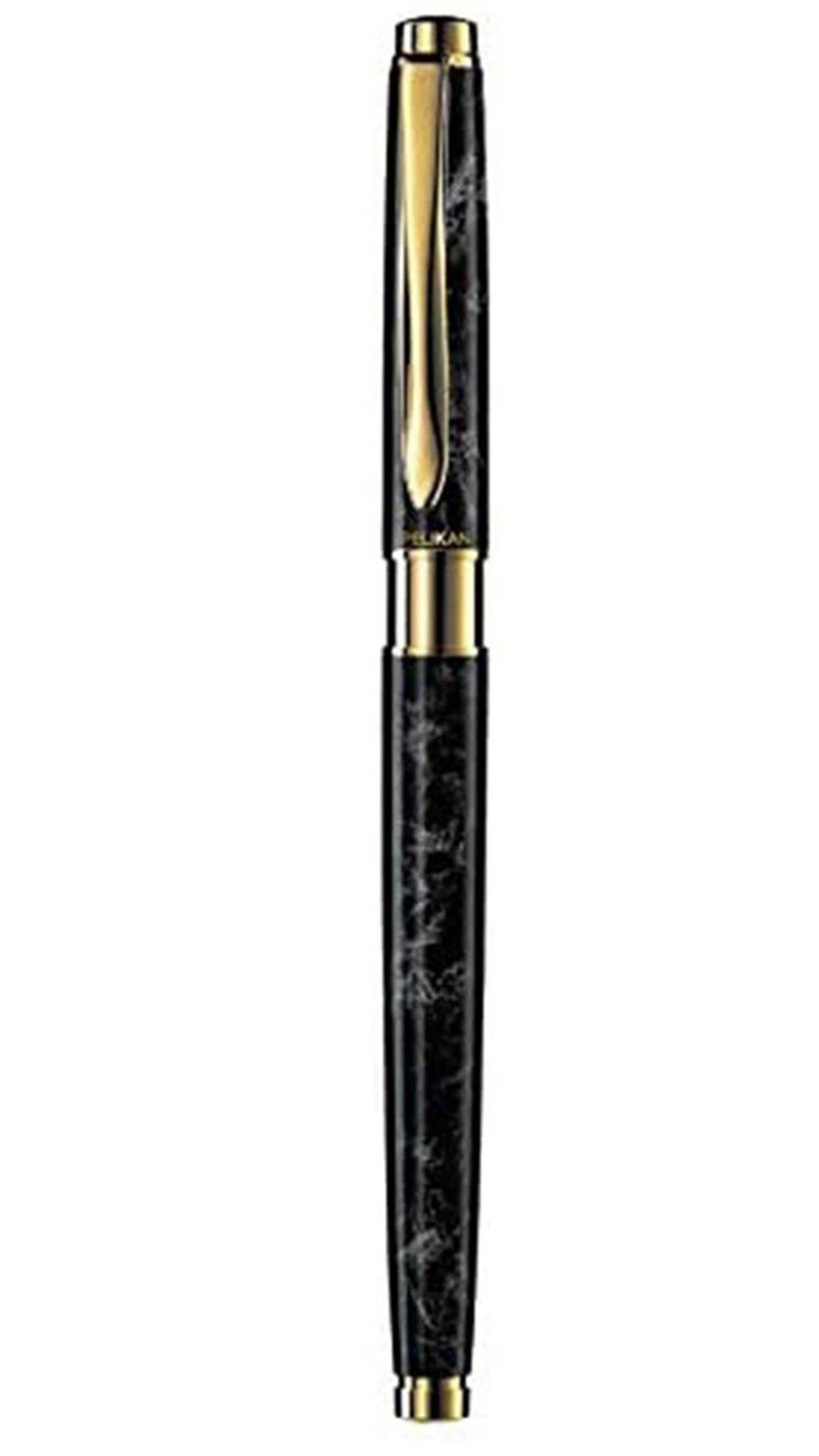 Pelikan Celebry Series P580 Black Fountain Pen