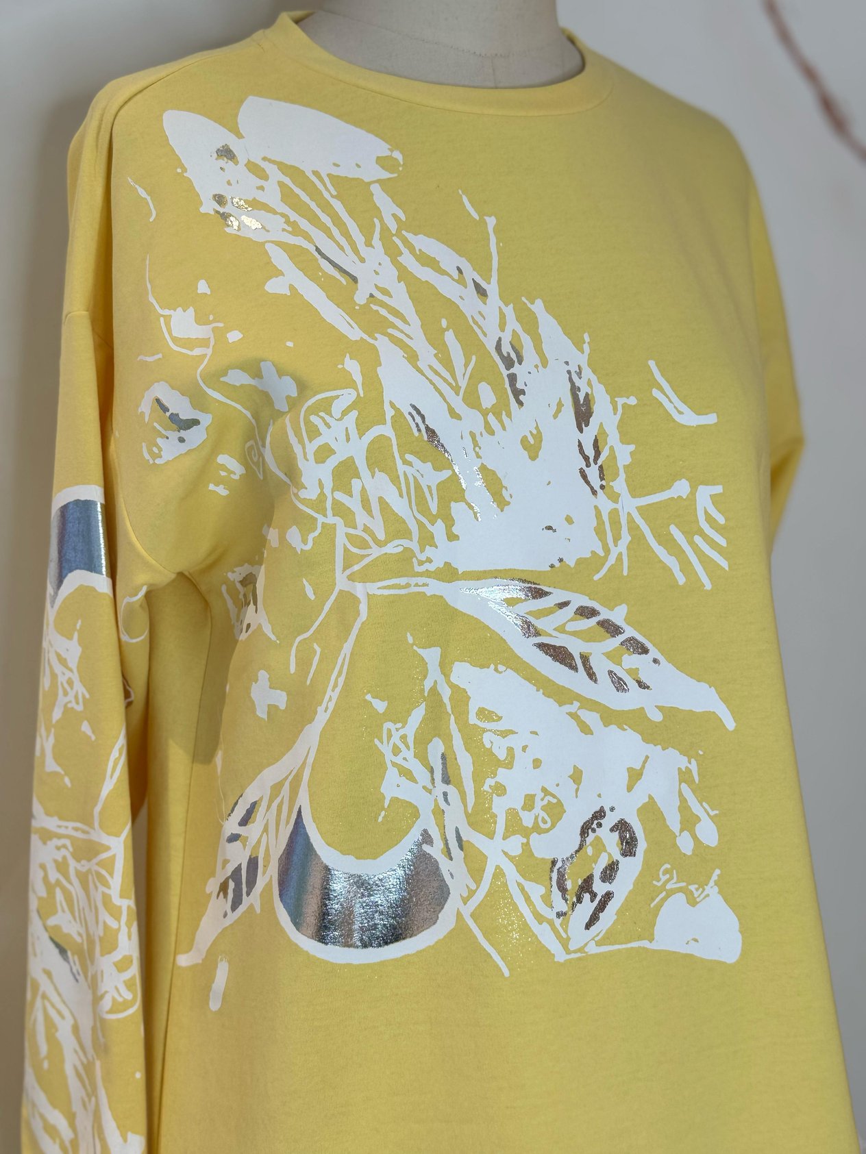 GÜMÜŞ VARAK BASKILI SWEATSHIRT