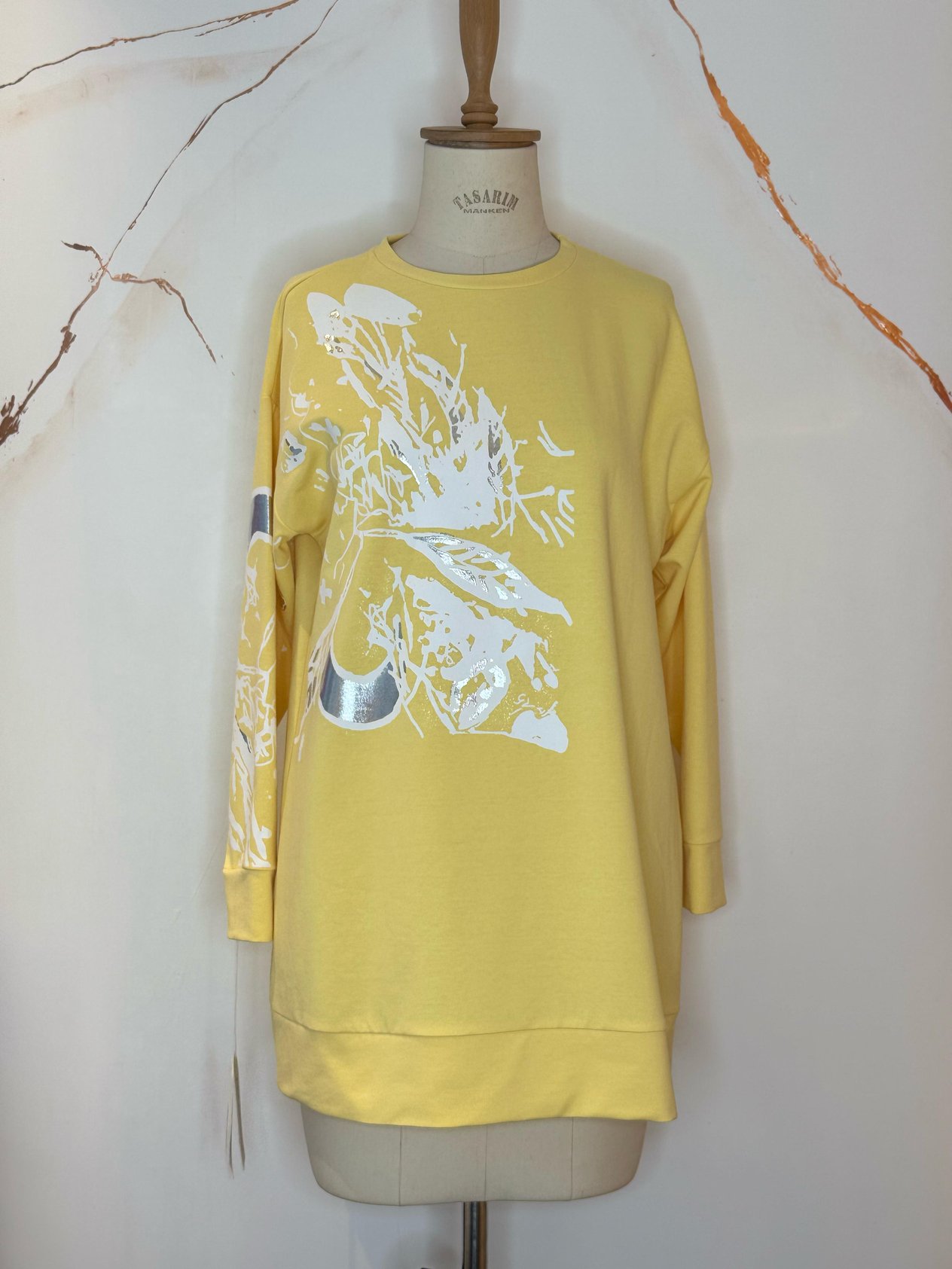 GÜMÜŞ VARAK BASKILI SWEATSHIRT