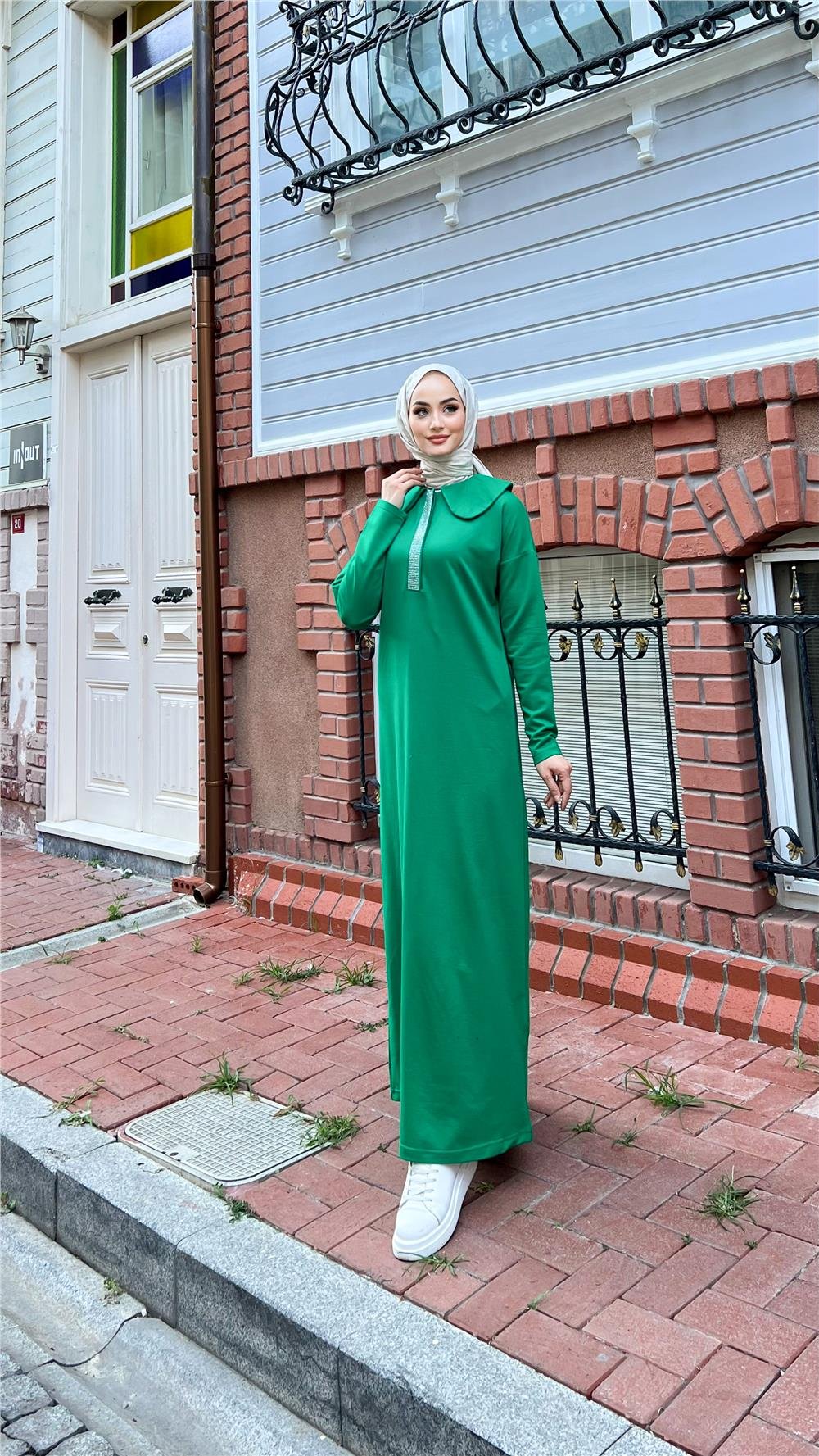 CENNET TAŞ DETAYLI YAKALI ELBİSE - BENETTON YEŞİL