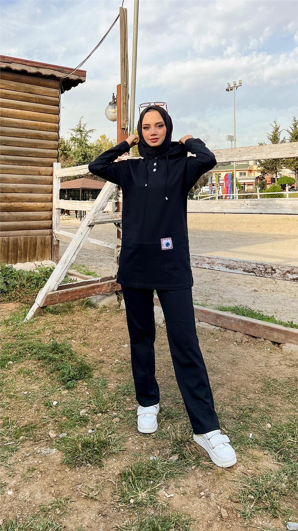 Kapşonlu Çıtçıtlı Sade Basic İkili Eşofman Spor Takımı - 3036 - Siyah