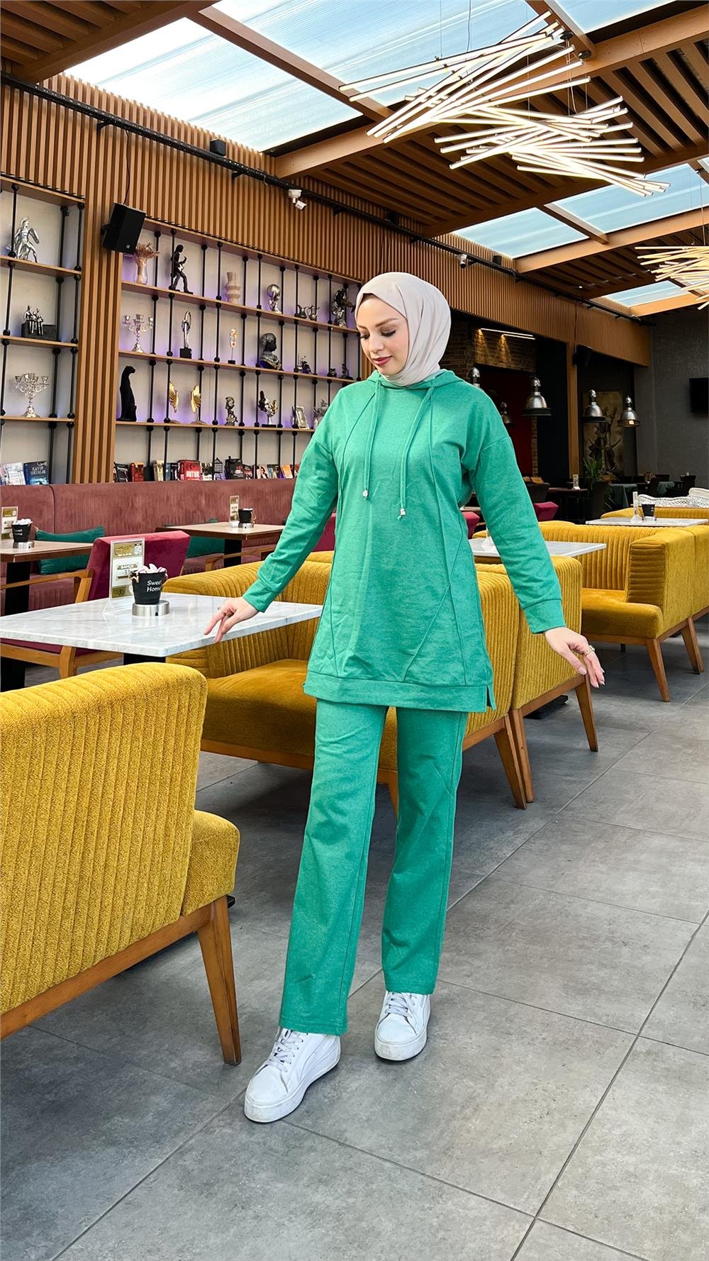 Kapşonlu O Yaka Sade Basic İkili Eşofman Spor Takımı - 3039 - Benetton Yeşil