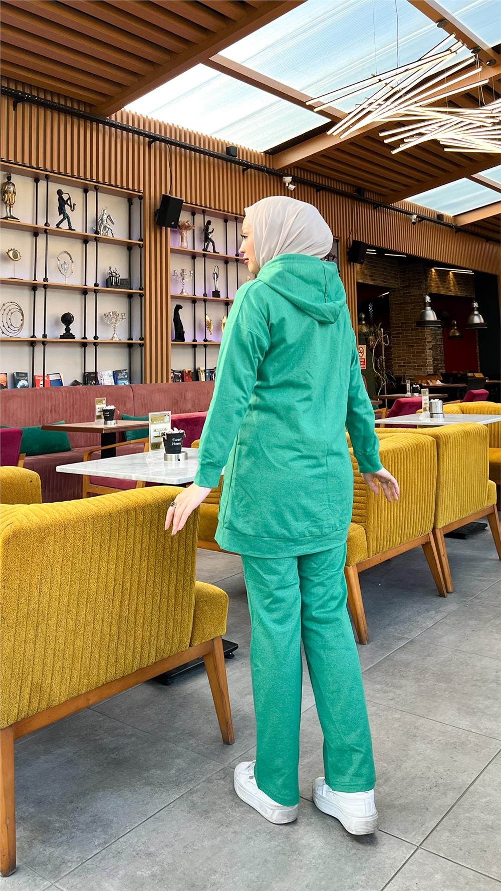 Kapşonlu O Yaka Sade Basic İkili Eşofman Spor Takımı - 3039 - Benetton Yeşil