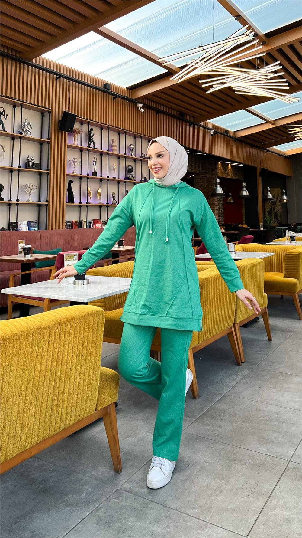 Kapşonlu O Yaka Sade Basic İkili Eşofman Spor Takımı - 3039 - Benetton Yeşil