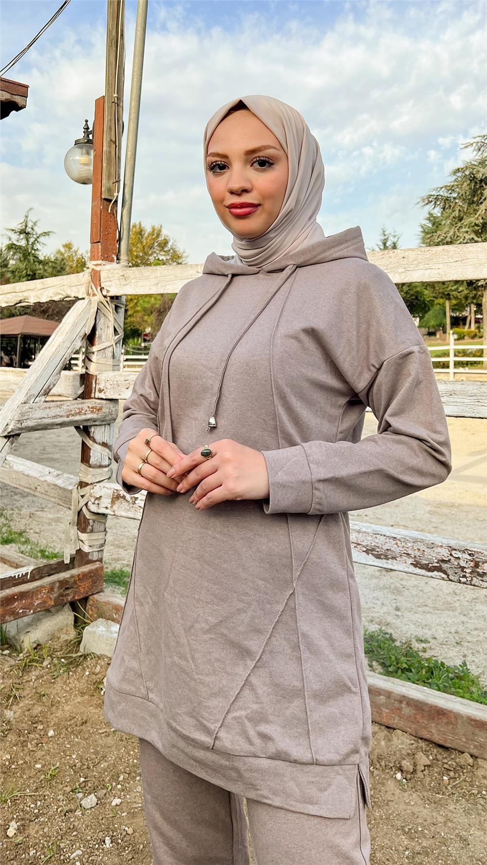 Kapşonlu O Yaka Sade Basic İkili Eşofman Spor Takımı - 3039 - Vizon