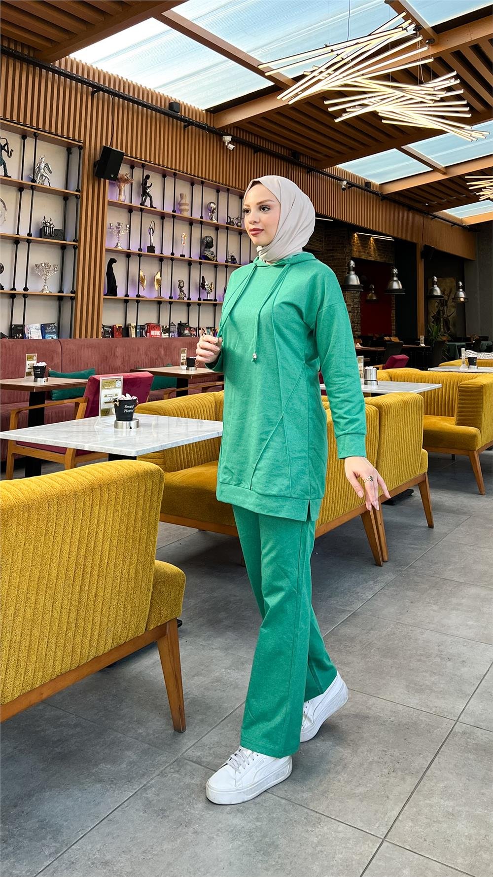 Kapşonlu O Yaka Sade Basic İkili Eşofman Spor Takımı - 3039 - Benetton Yeşil