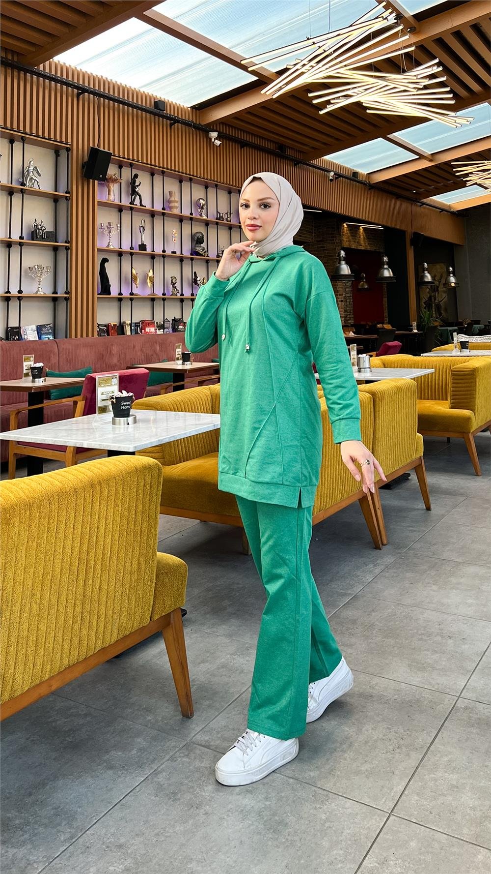 Kapşonlu O Yaka Sade Basic İkili Eşofman Spor Takımı - 3039 - Benetton Yeşil