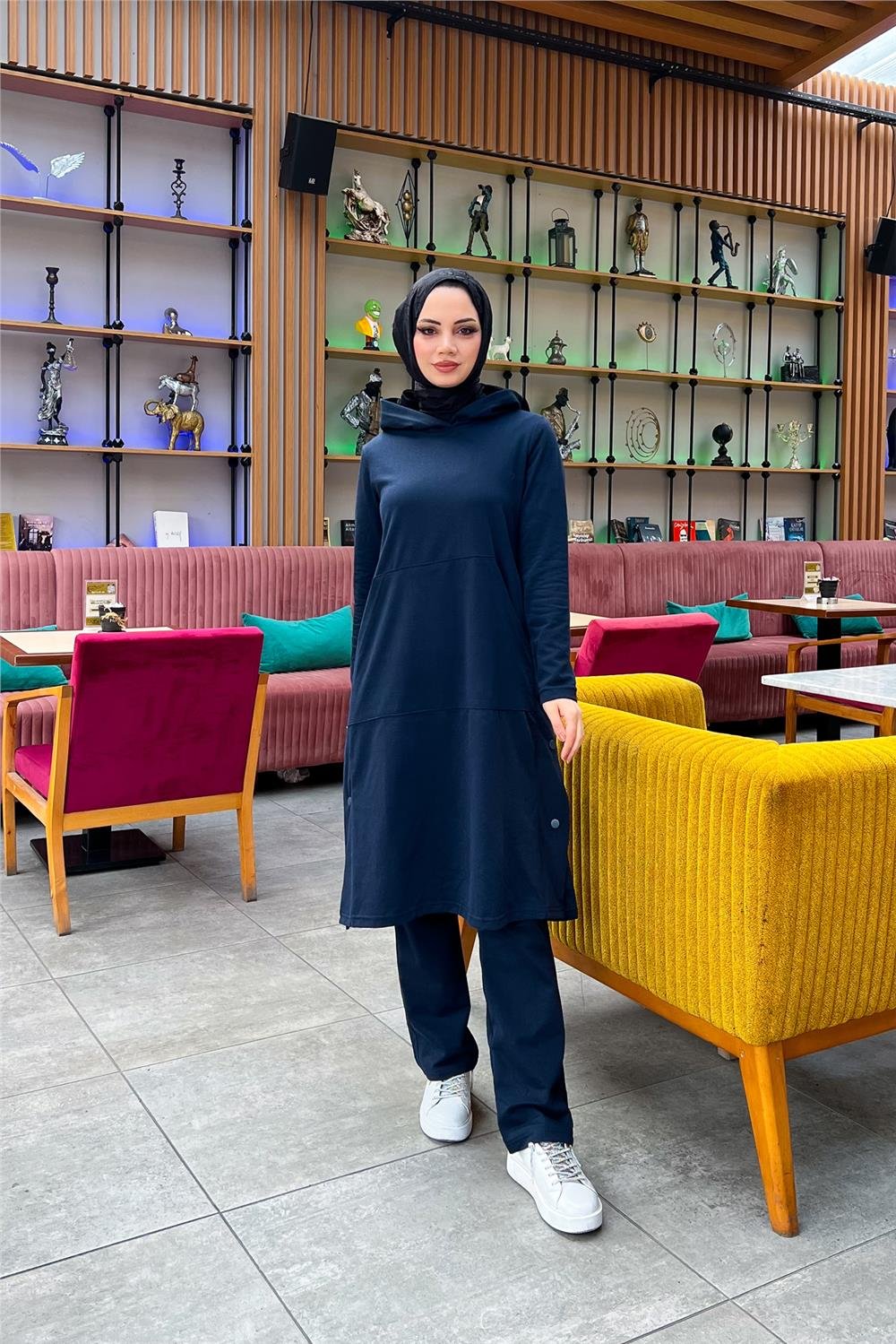 Kapşonlu Yandat Çıtçıtlı Sade Basic Uzun Tunik ve Pantolon İkili Spor Takım - 03071 - Lacivert