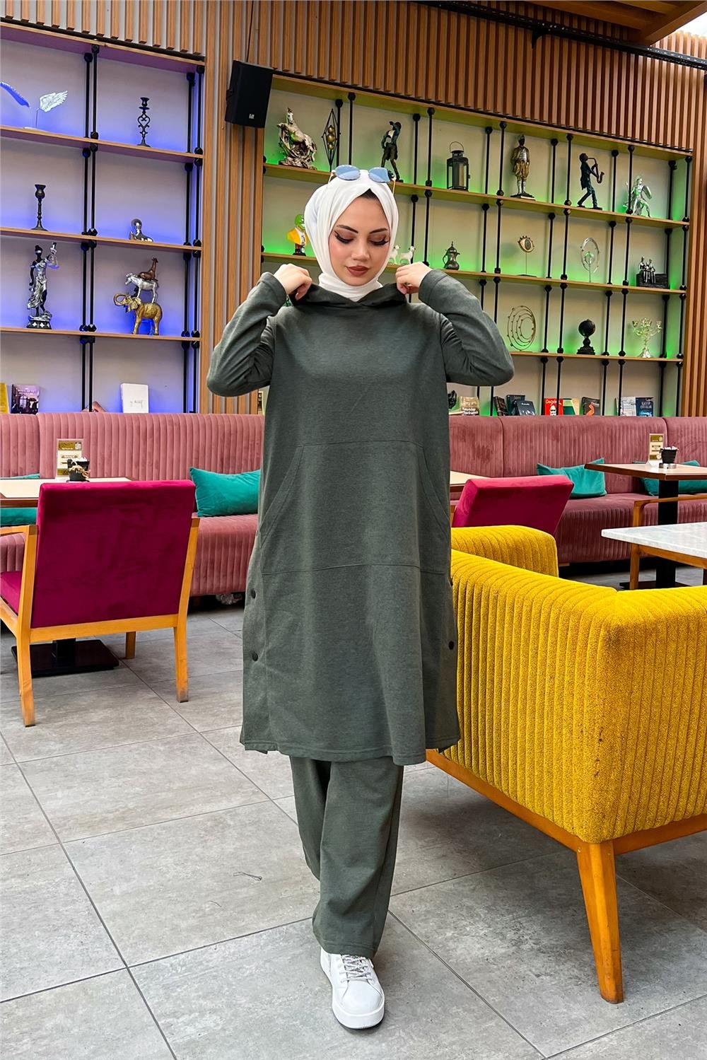 Kapşonlu Yandat Çıtçıtlı Sade Basic Uzun Tunik ve Pantolon İkili Spor Takım - 03071 - Haki