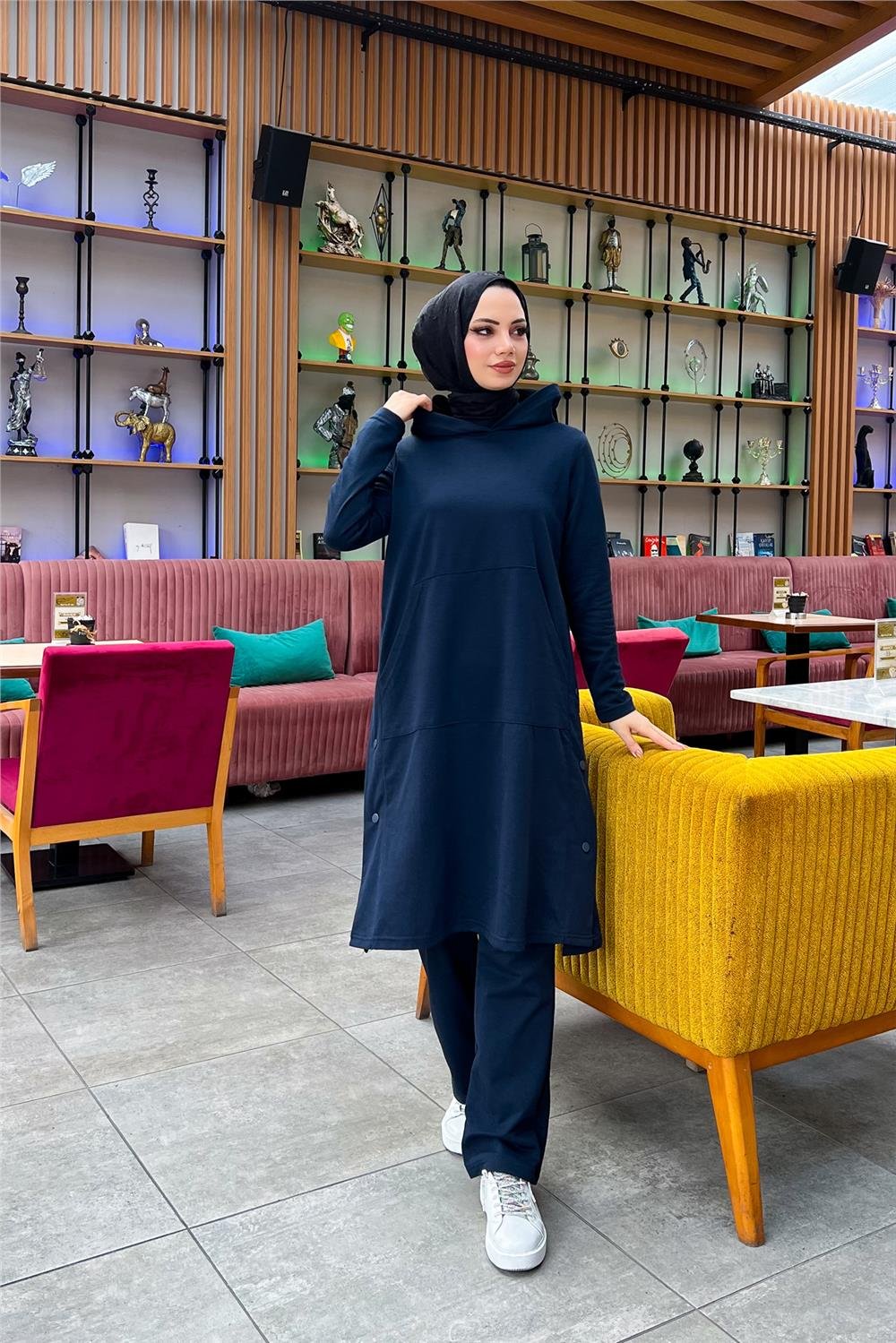 Kapşonlu Yandat Çıtçıtlı Sade Basic Uzun Tunik ve Pantolon İkili Spor Takım - 03071 - Lacivert
