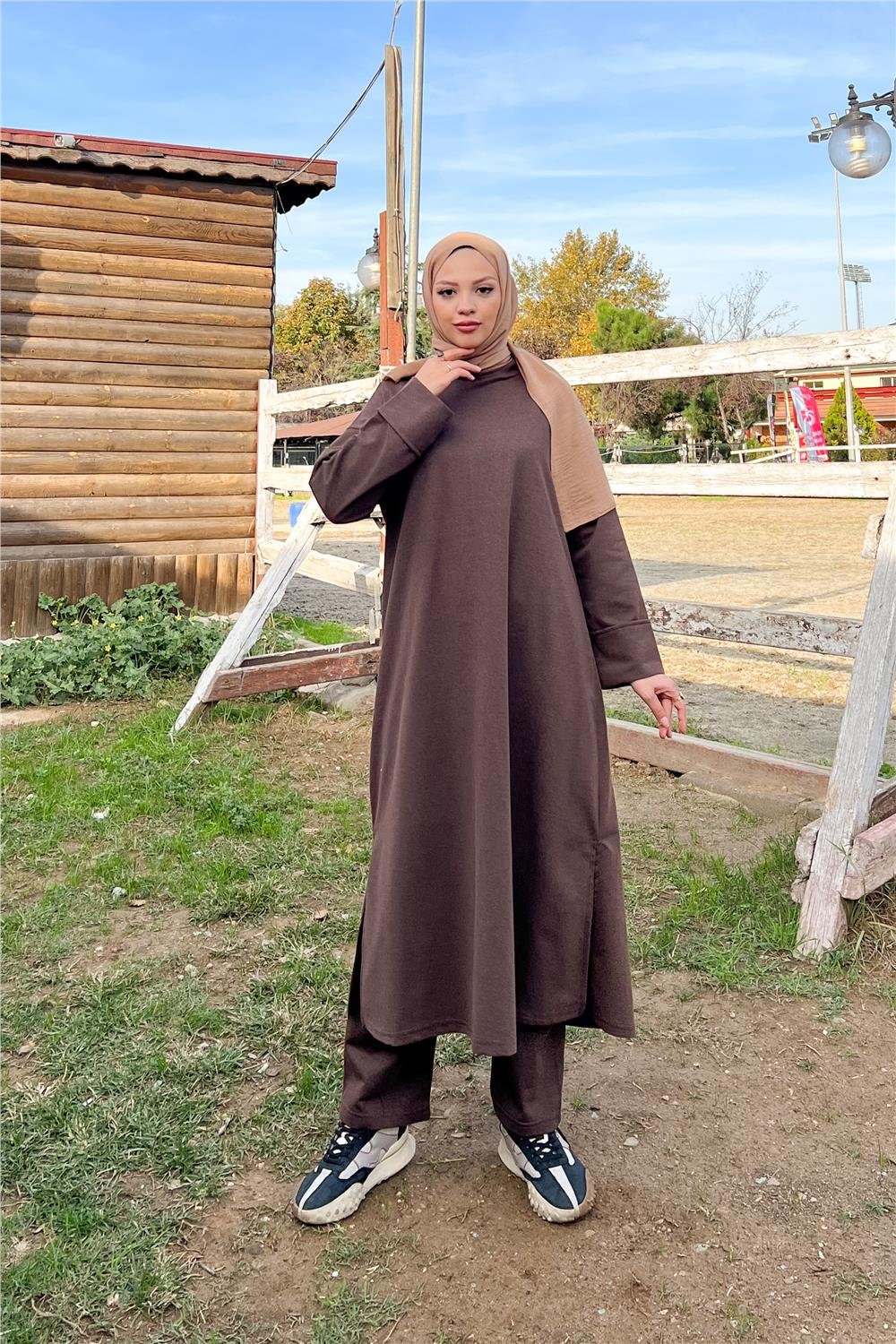 O Yaka Uzun Geniş Rahat Tunik Sade Basic İkili Spor Takımı - 3040 - Kahverengi