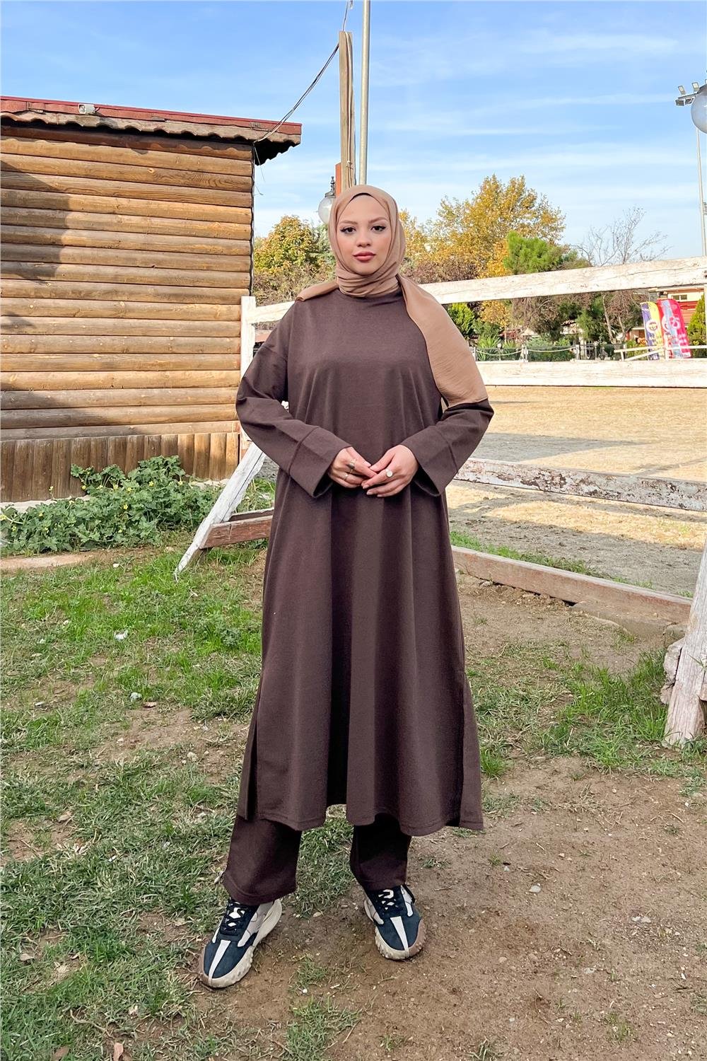 O Yaka Uzun Geniş Rahat Tunik Sade Basic İkili Spor Takımı - 3040 - Kahverengi