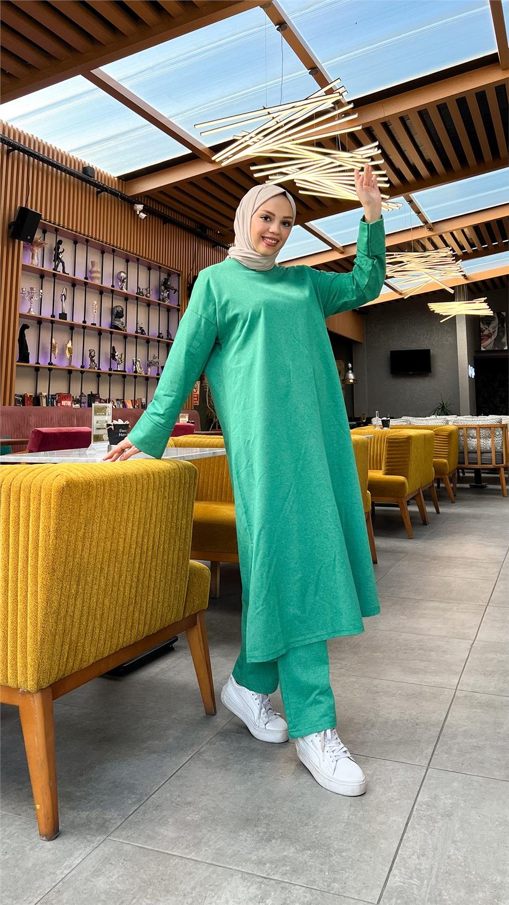 O Yaka Yırtmançlı Uzun Geniş Rahat Tunik Pantolon Sade Basic Spor Takımı - 3040 - Benetton Yeşil