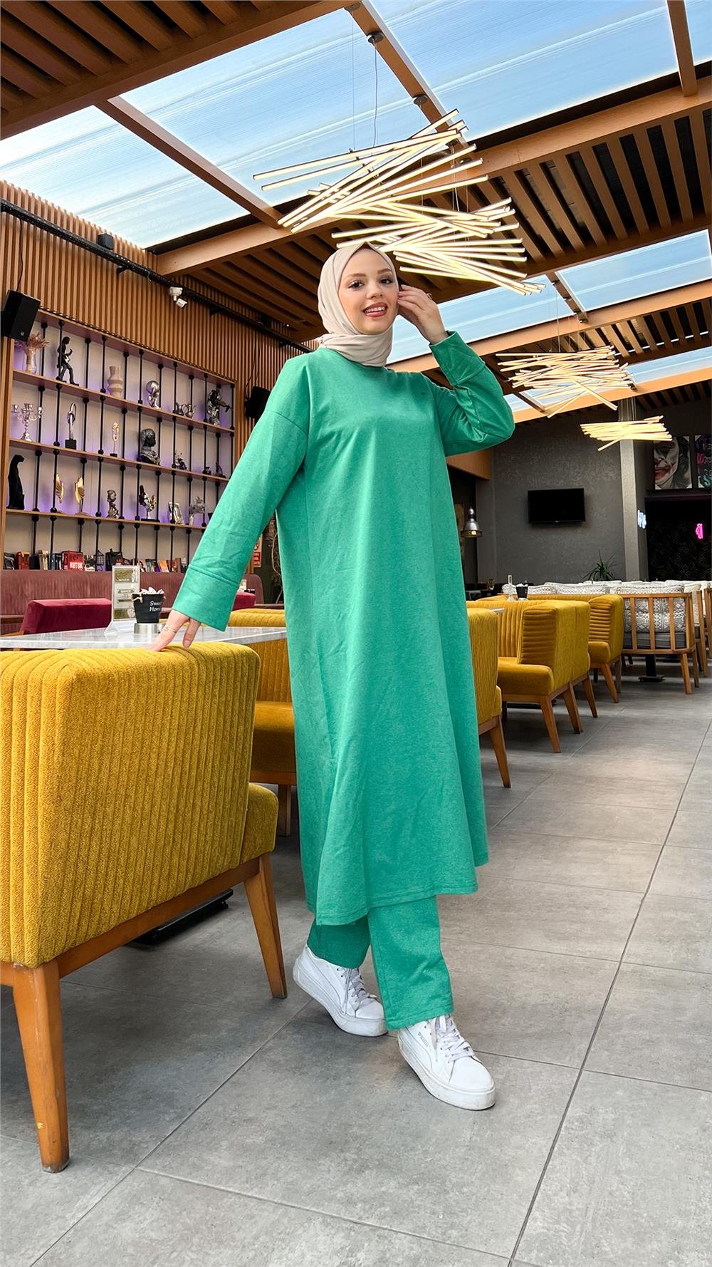 O Yaka Yırtmançlı Uzun Geniş Rahat Tunik Pantolon Sade Basic Spor Takımı - 3040 - Benetton Yeşil