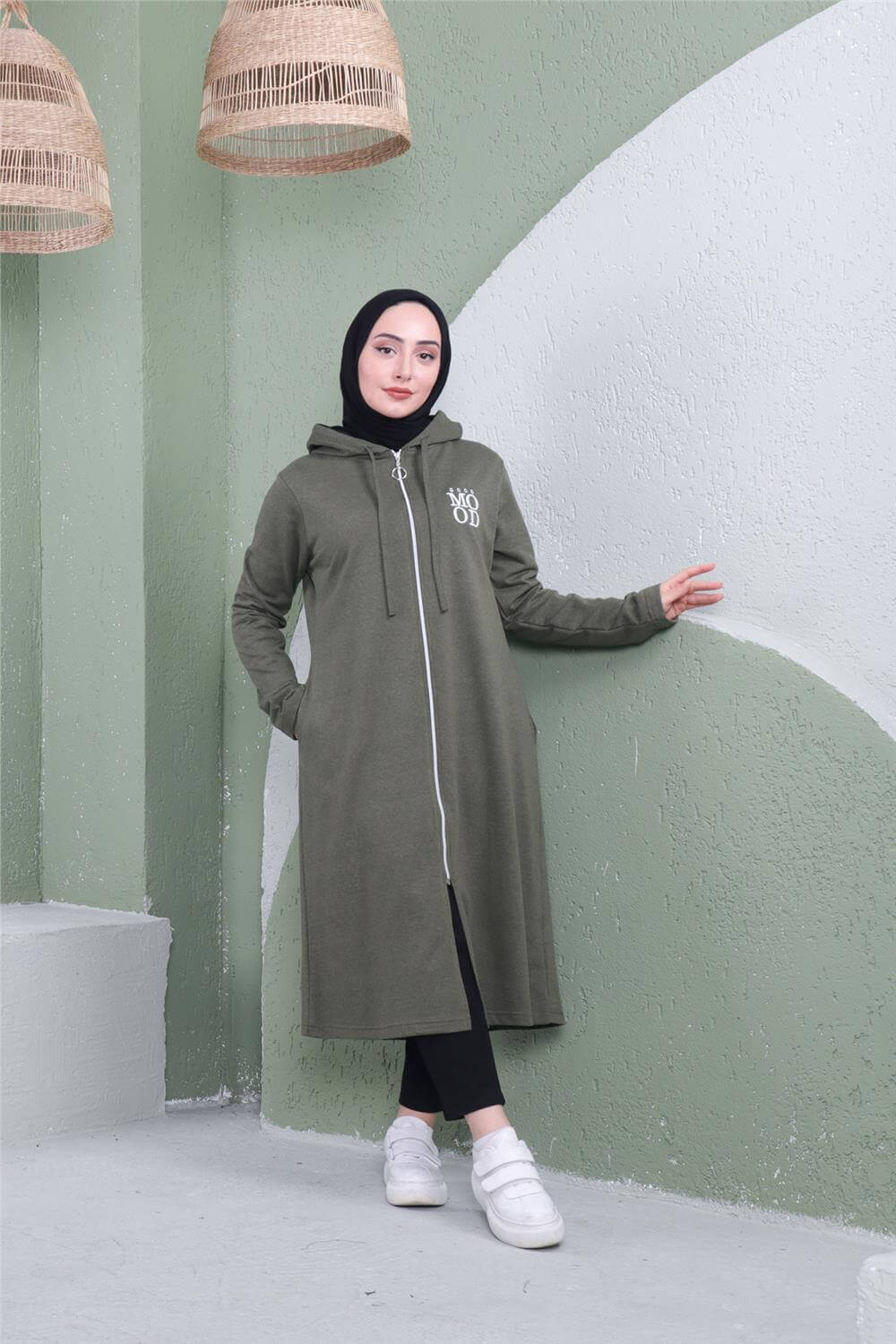 Yazı Baskılı Fermuarlı Kapşonlu Uzun Sweat - 03081 - Haki