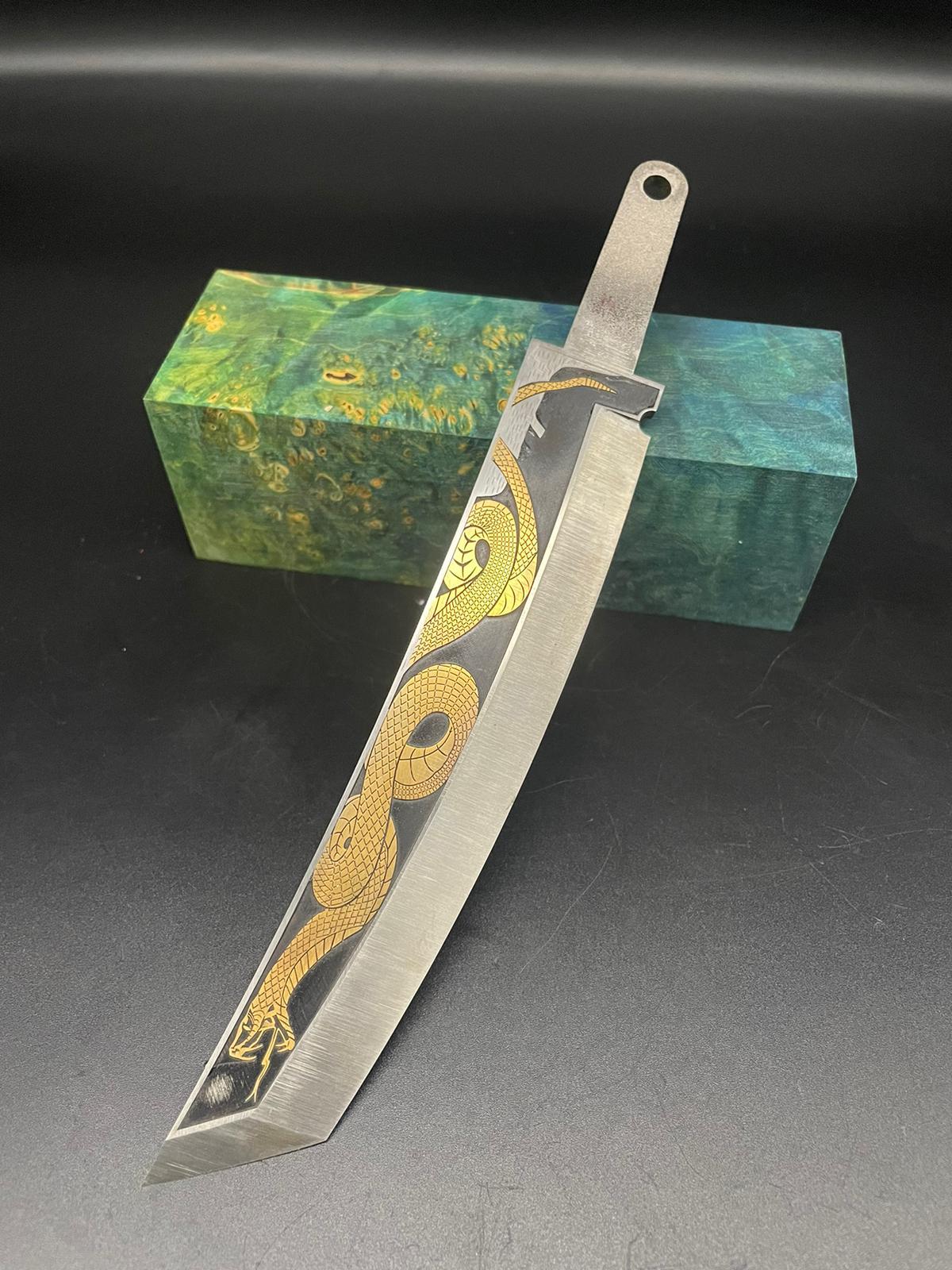 Böhler N690 GRAVÜRLÜ ALTIN KAPLAMA  MODEL 1 NO YILAN