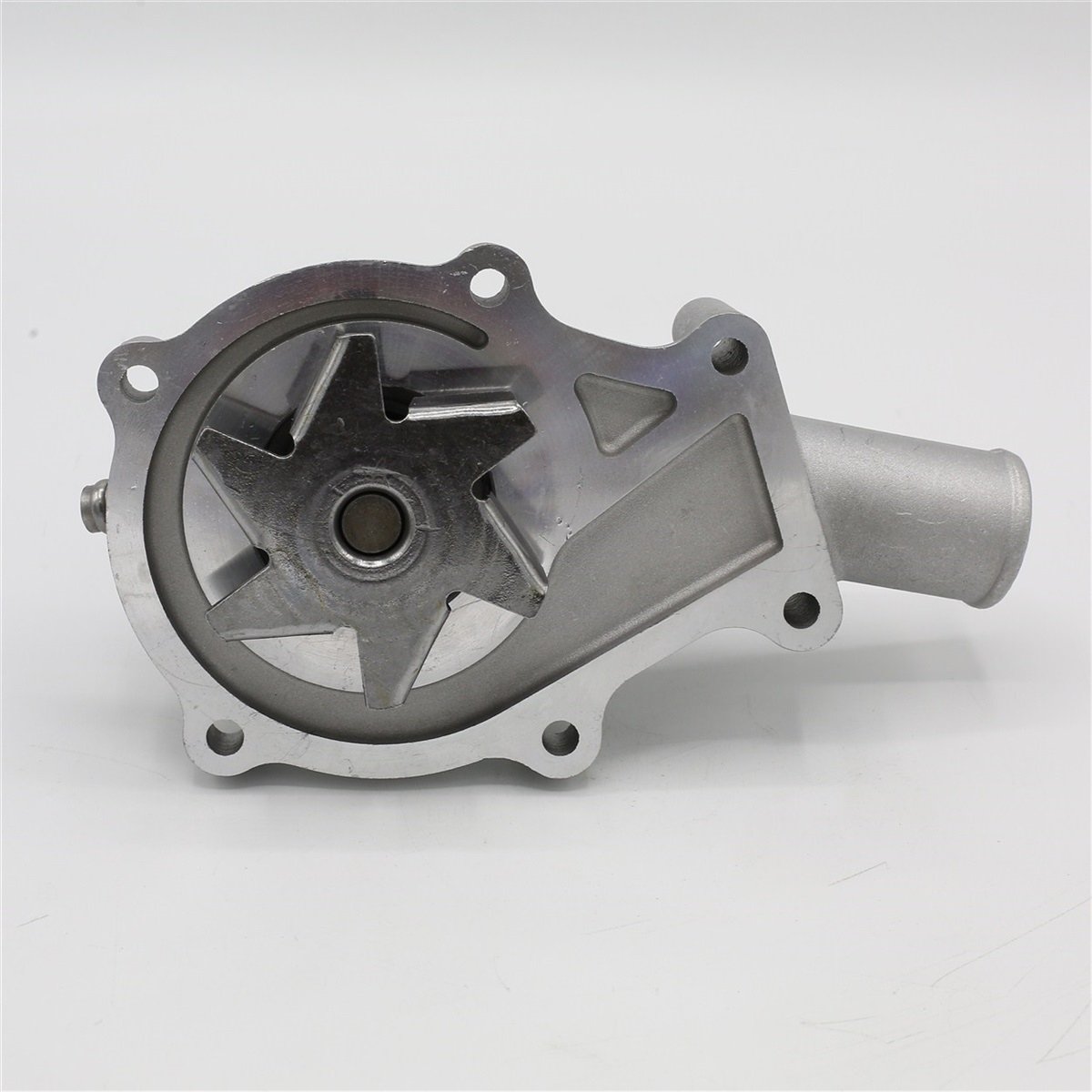 WATER PUMP (68 mm IMPELLER) : KUBOTA / D905 / D1005 / D1105 / V1205 / V1305 / V1505 / REFERENCE NUMBER: 16251-73034