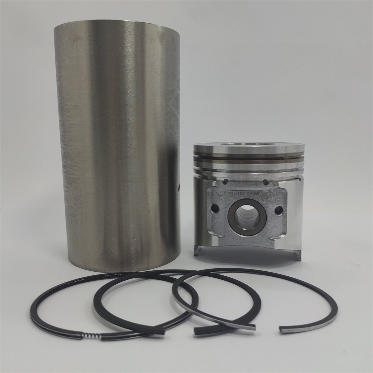 KİT (PİSTON (Kısa Tip) + SEGMAN SETİ + MOTOR GÖMLEĞİ - Semi Finiş - ÇAP :94.00 mm): YANMAR / 4TNE94 / 4TNV94