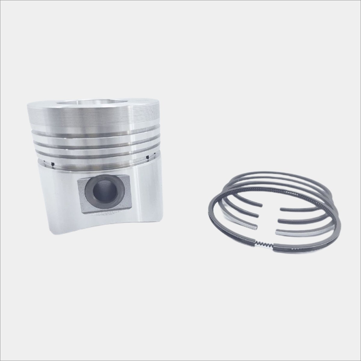 PISTON + JEU DE SEGMENTS (0.50 - DIAMÈTRE : 102.50 mm) : LOMBARDINI / 4LD 820