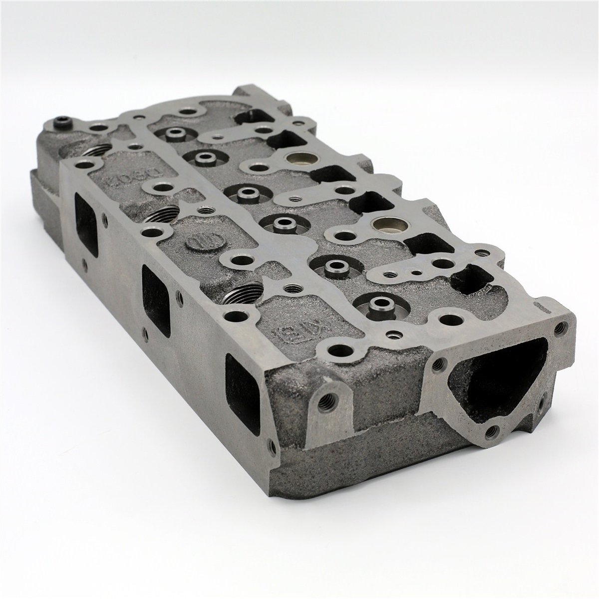 CYLINDER HEAD: KUBOTA / D902 / REFERENCE NUMBER: 1G962-03040
