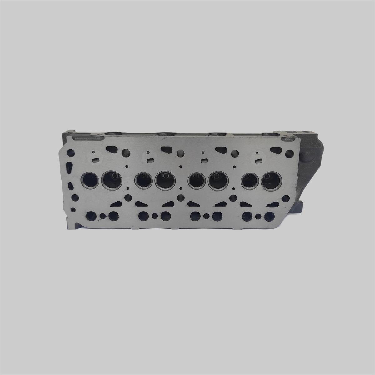 CYLINDER HEAD: MITSUBISHI / K4E