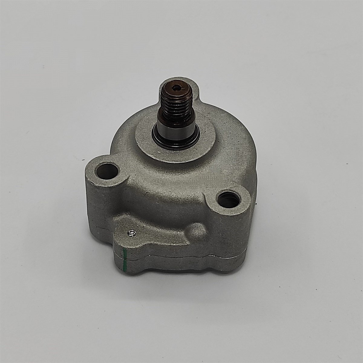 OIL PUMP: KUBOTA / Z482 / D722 / REFERENCE NUMBER: 16851-35012