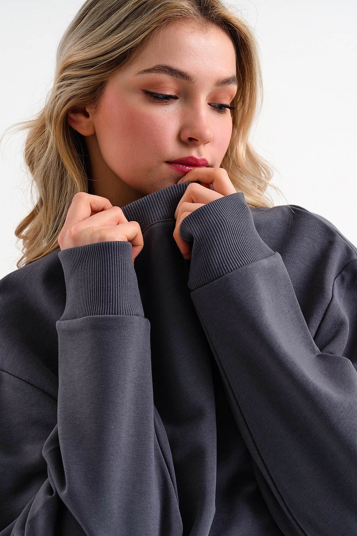 Basic Extreme Oversized Sweatshirt in Grey