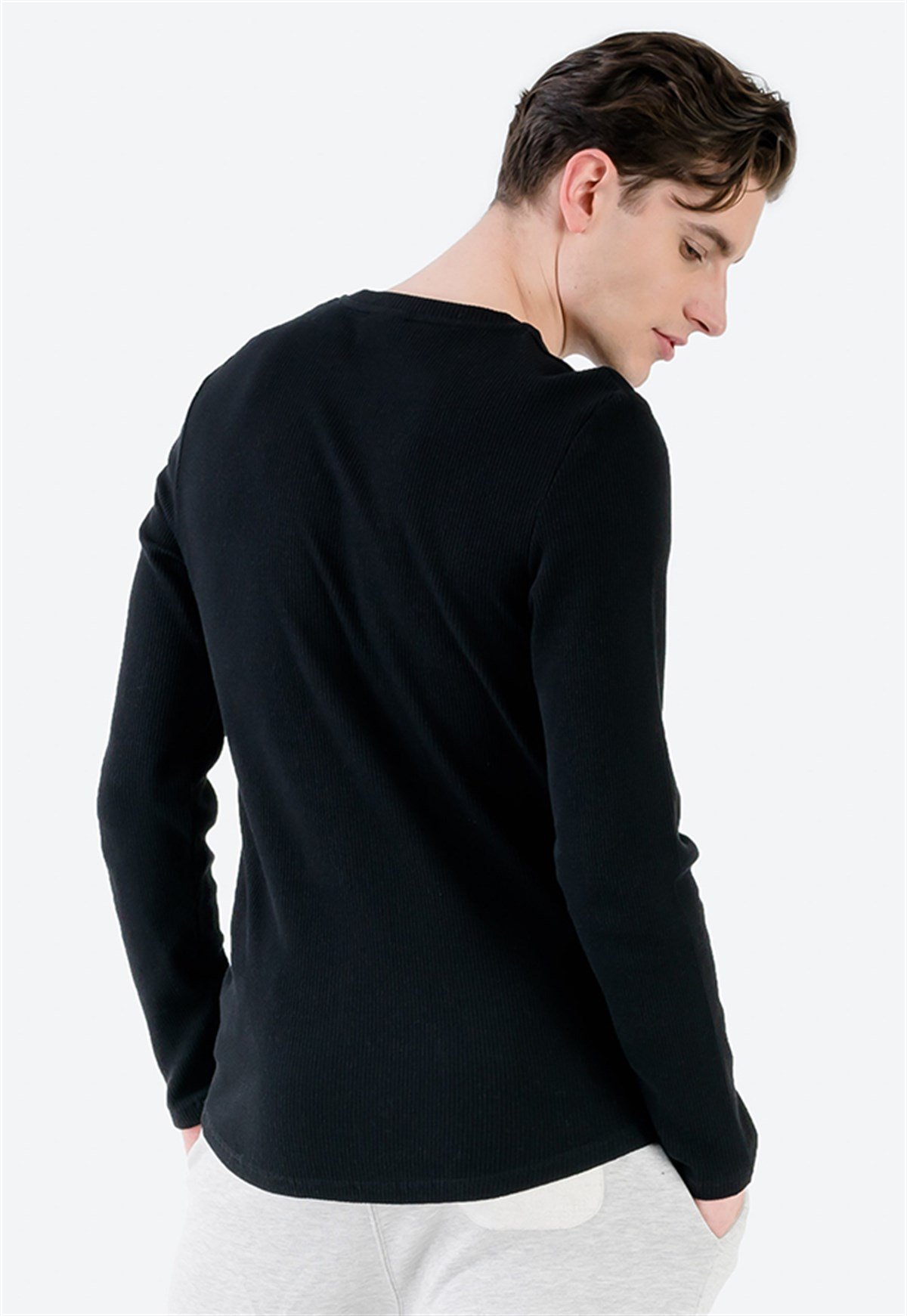 Basic Uzun Kollu Muscle Fit Siyah Erkek T-shirt
