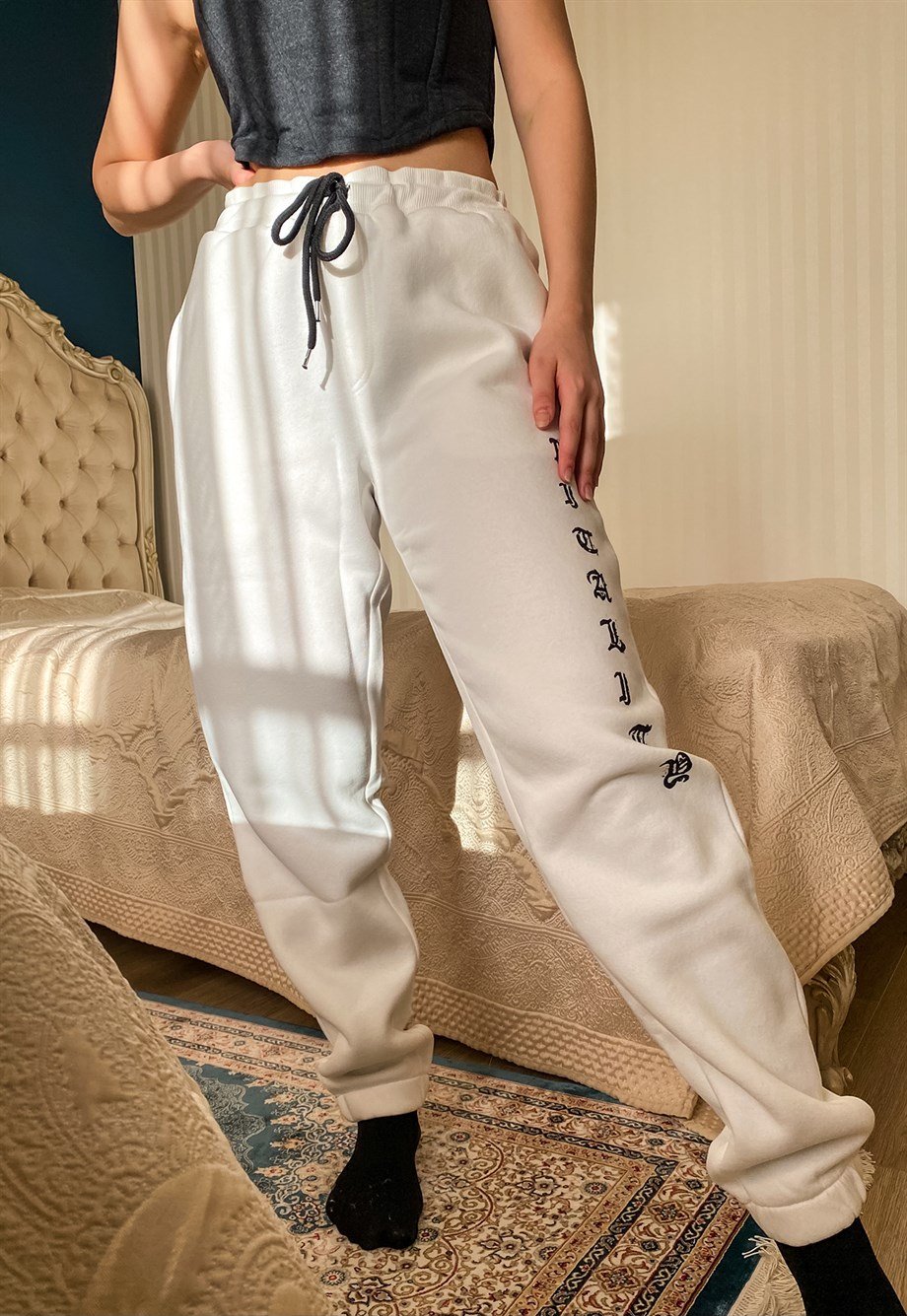 Baskılı Oversize Beyaz Kadın Eşofman