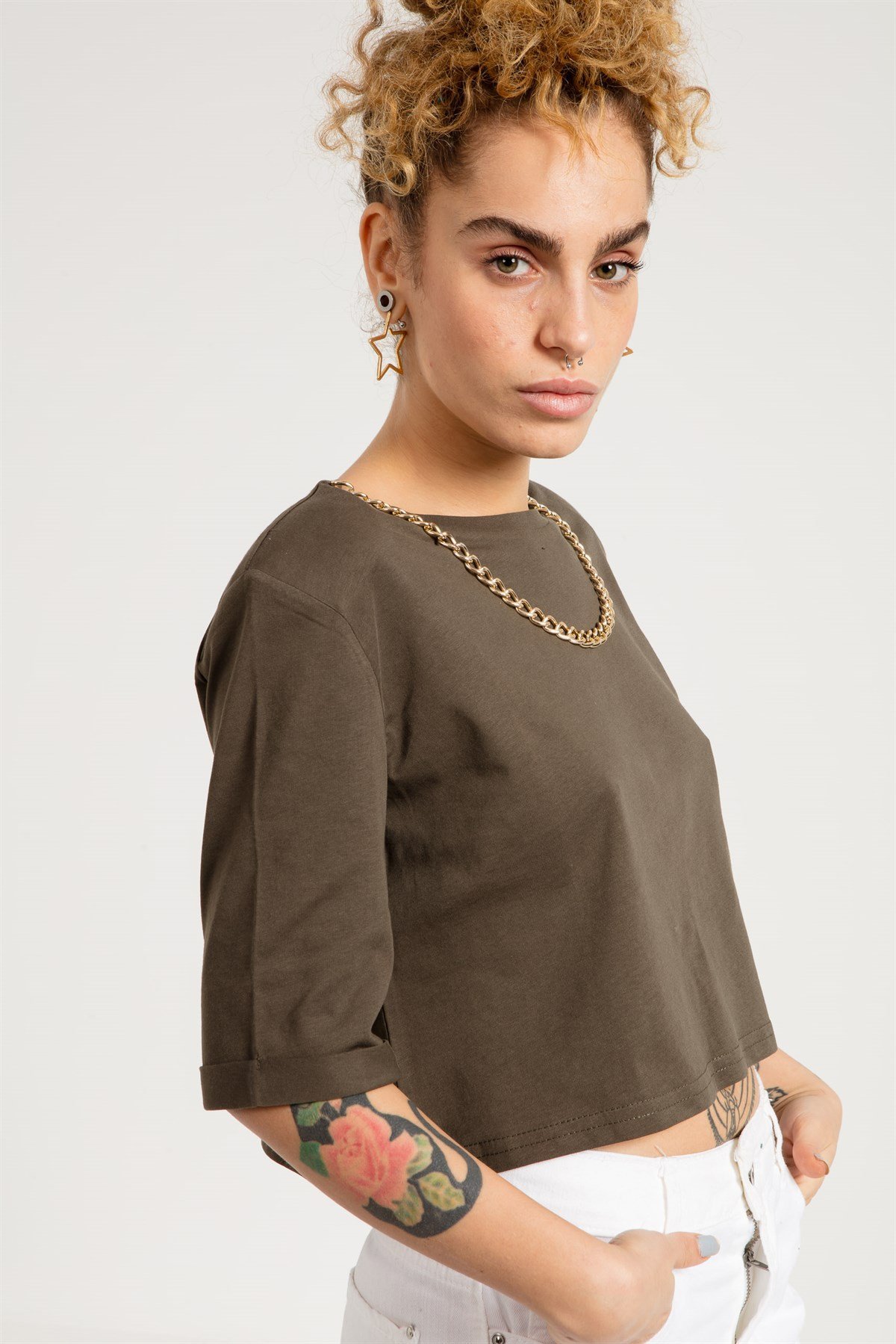 Crop Fit T-shirt in Khaki 