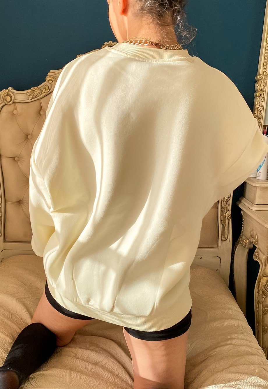 Krem Rengi Basic Oversize Kadın Sweatshirt