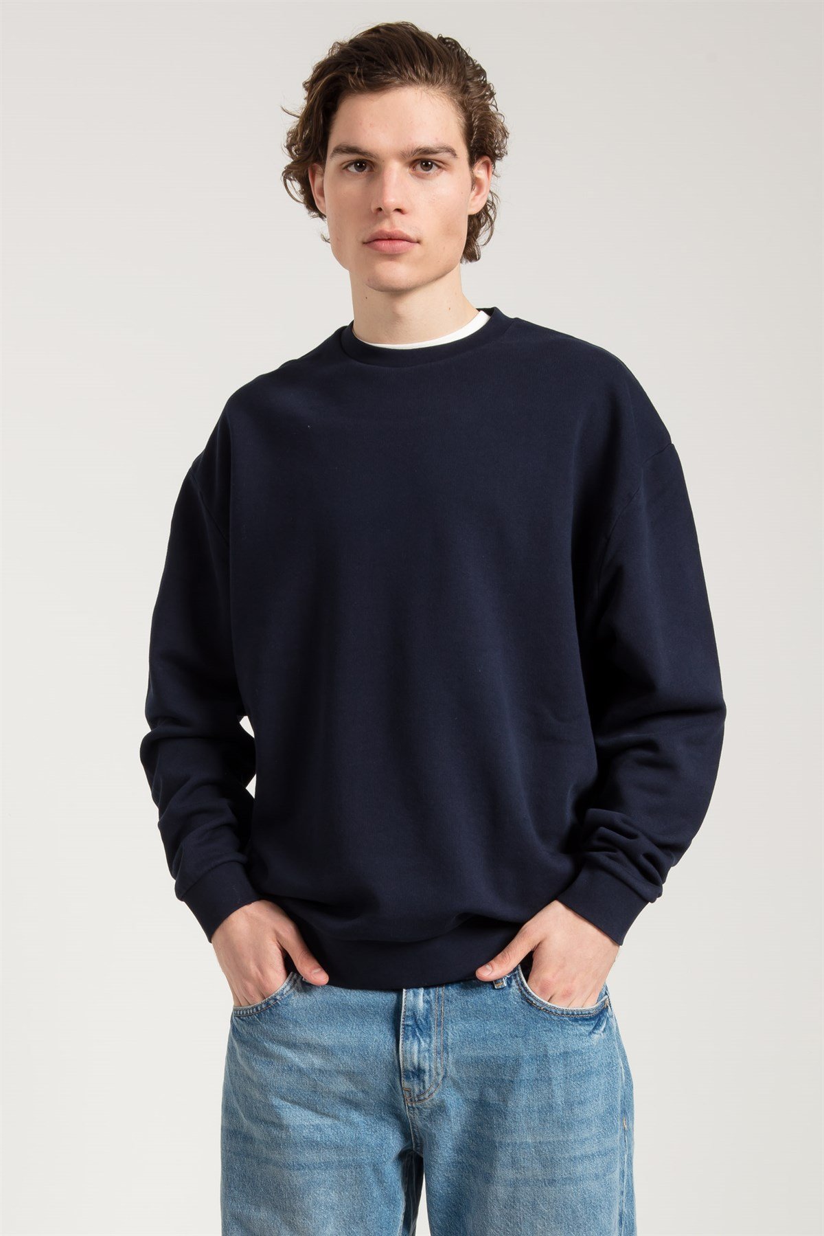 Acid Washed Sweatshirt in Navy Blue