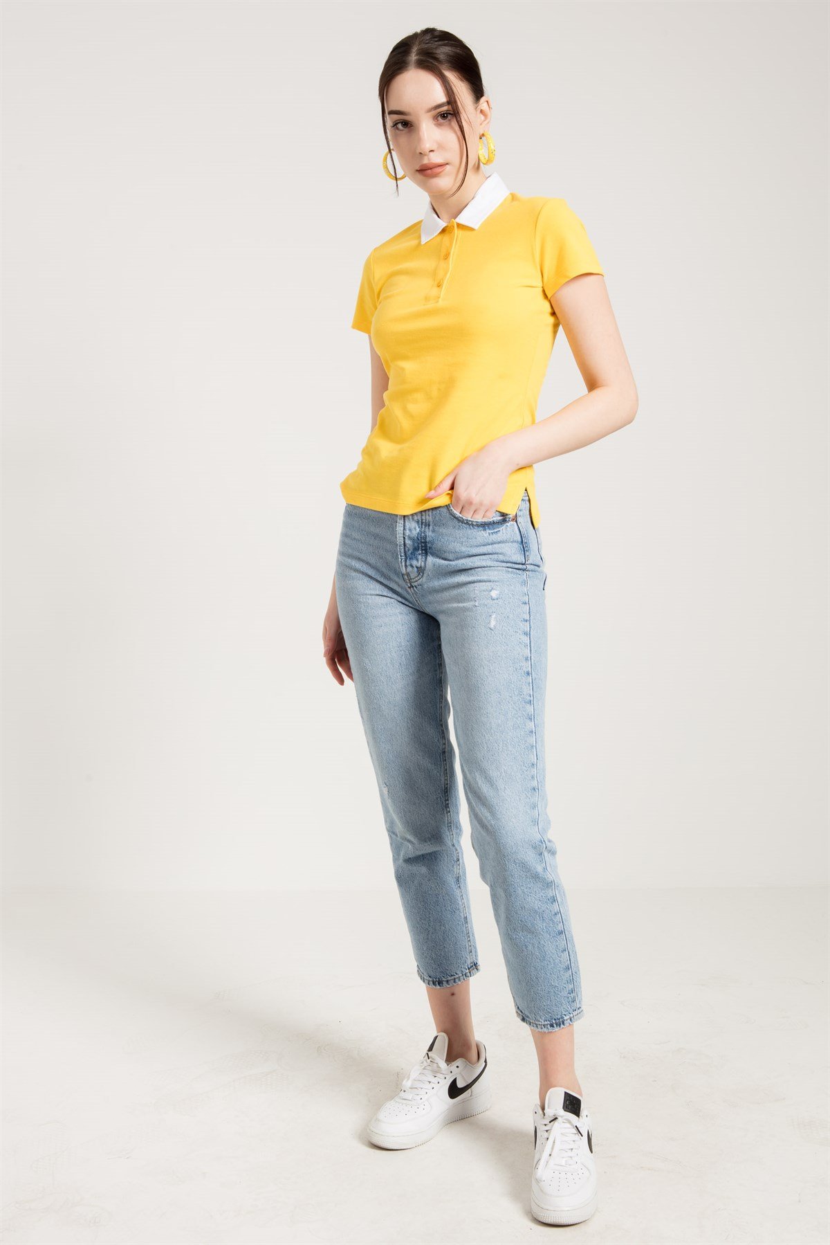 Slim Fit Polo T-shirt in Yellow with White Collar