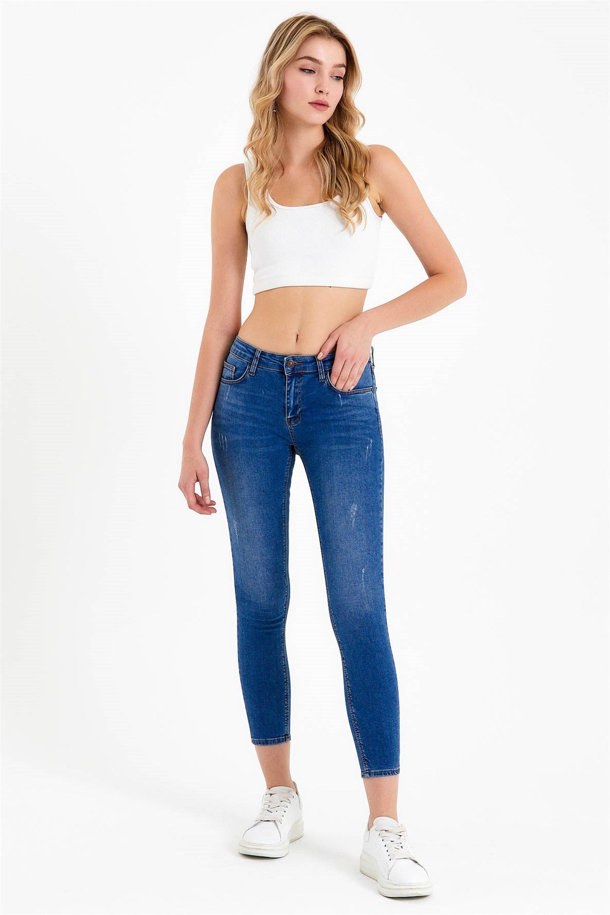 Regular Waist Skinny Fit Jeans in Blue