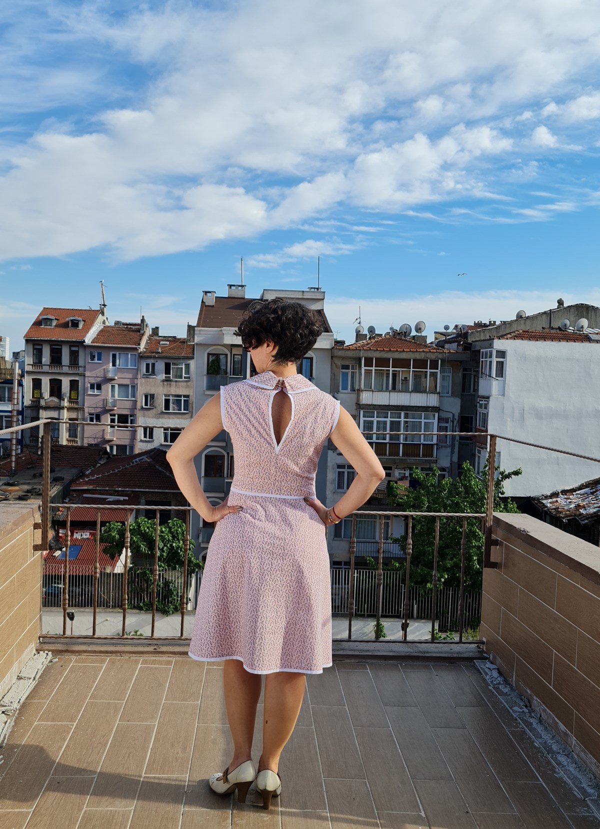 Pink Lady Elbise